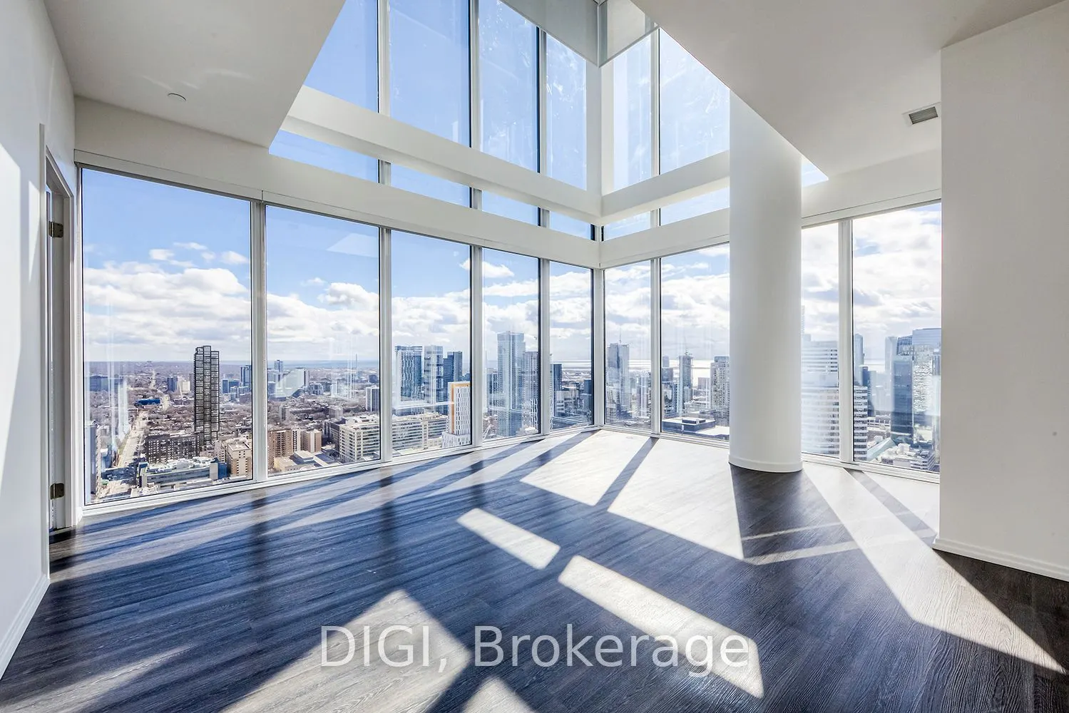 55 Gerrard Street W, #4305
