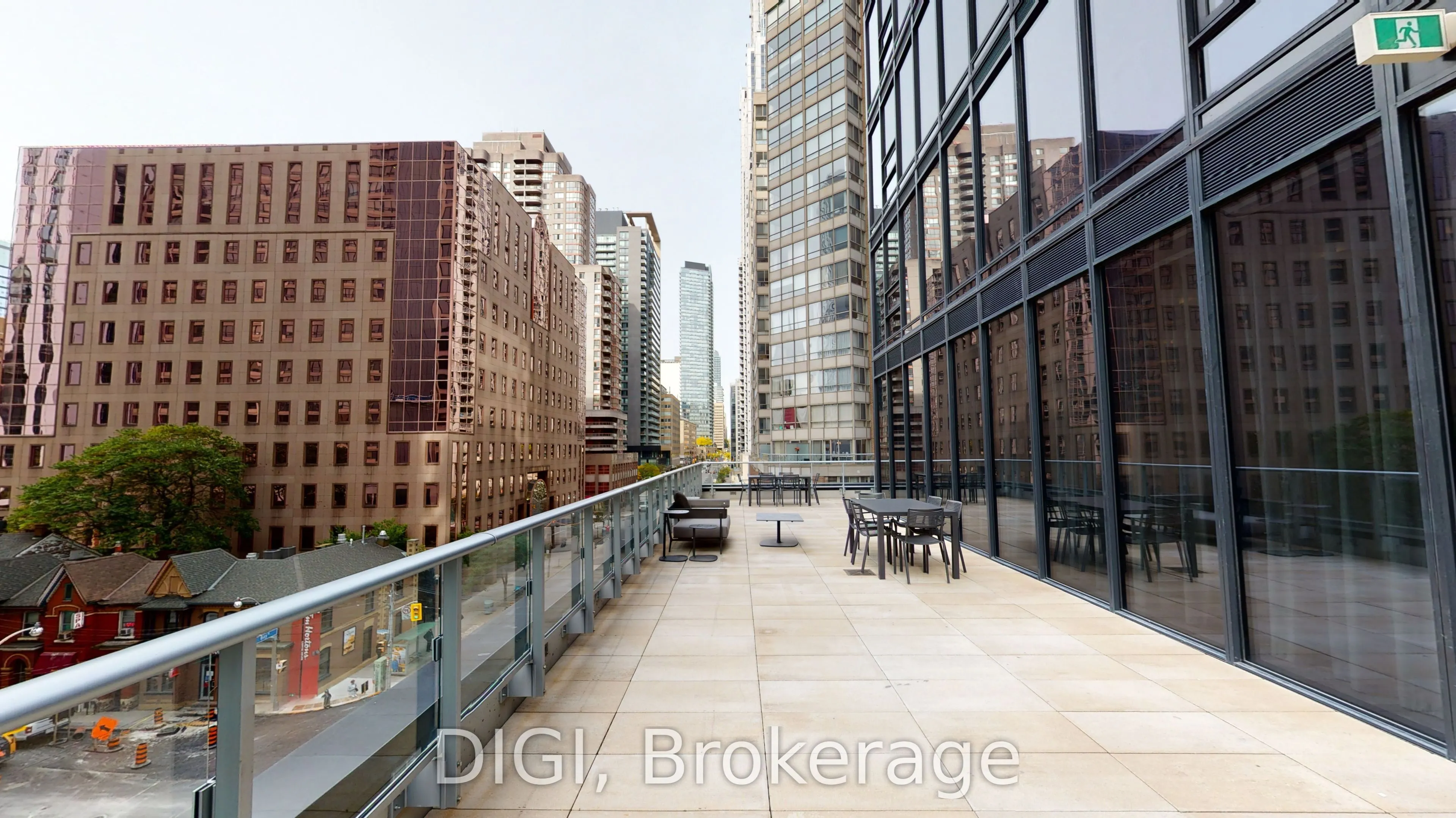 55 Gerrard Street W, #4305