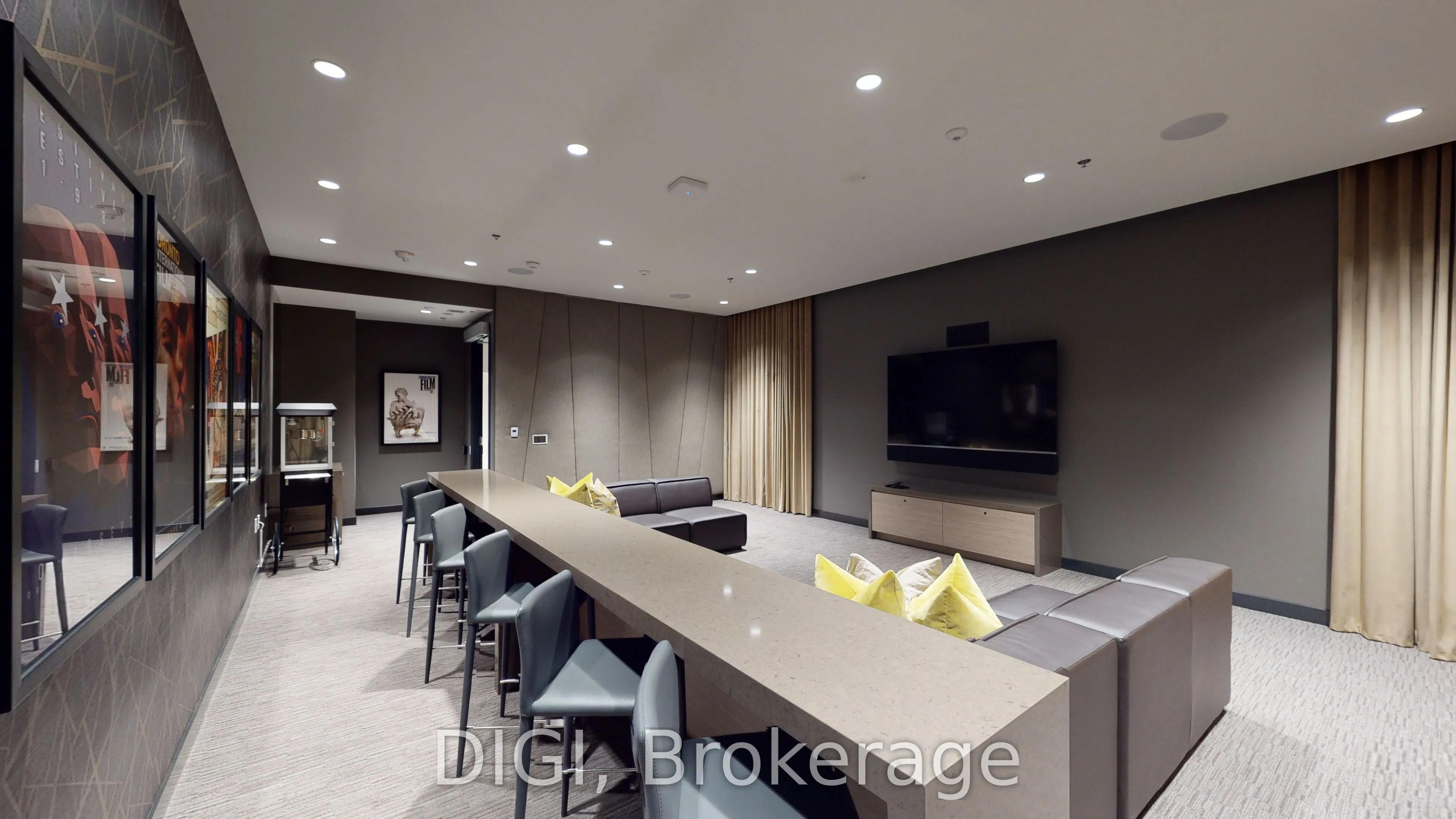 55 Gerrard Street W, #4305