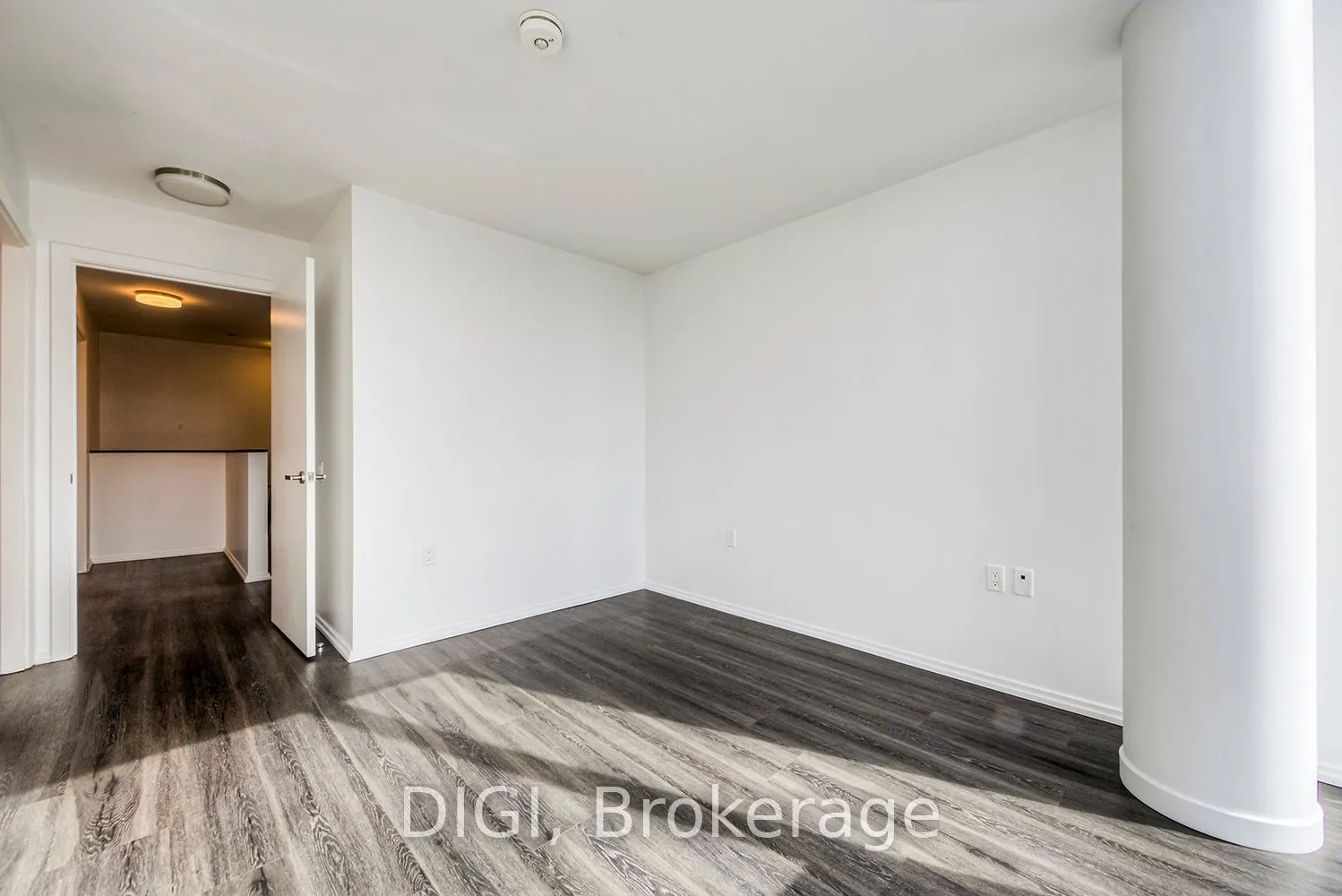 55 Gerrard Street W, #4305