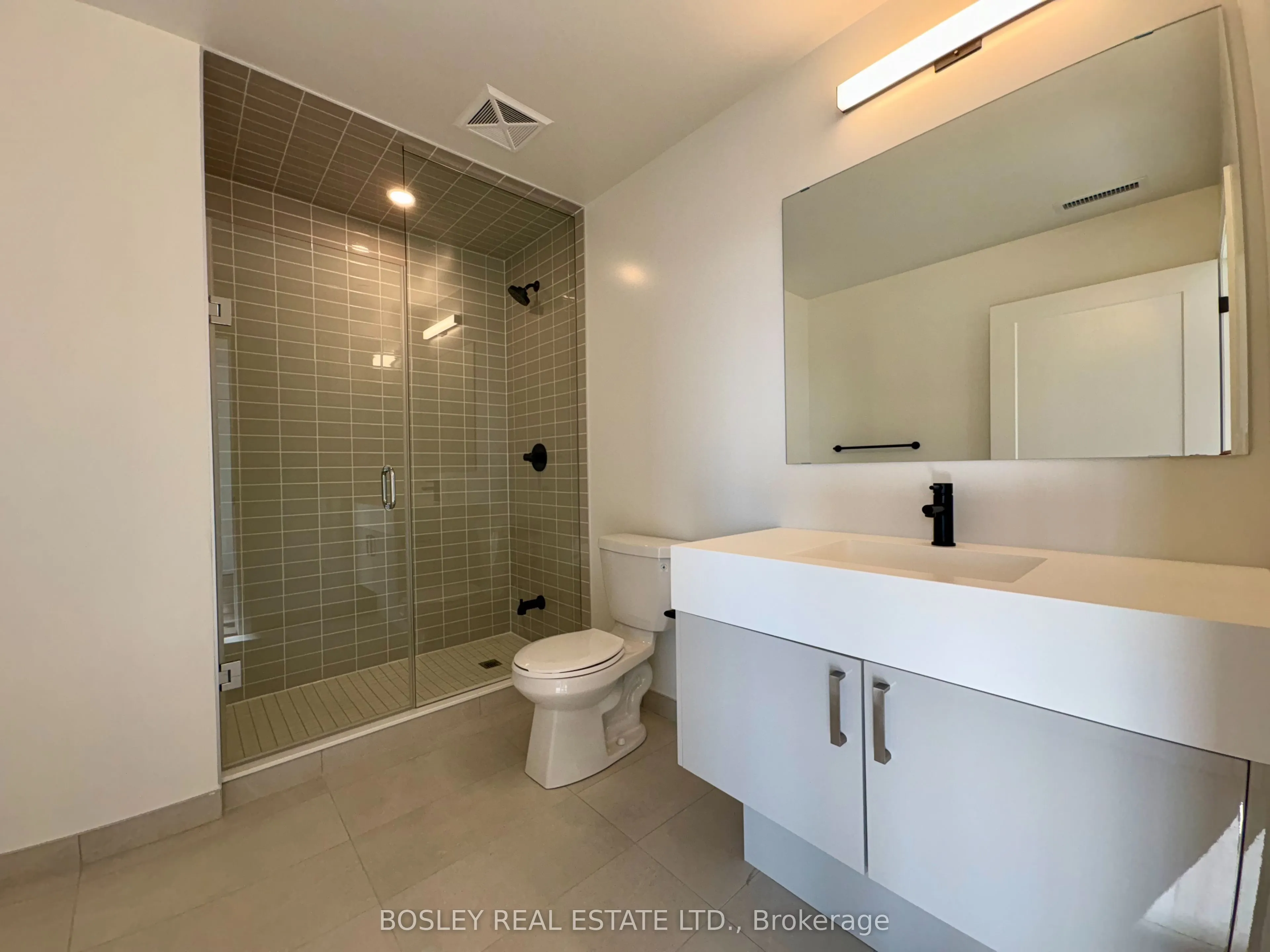 280 Dundas Street W, #1611