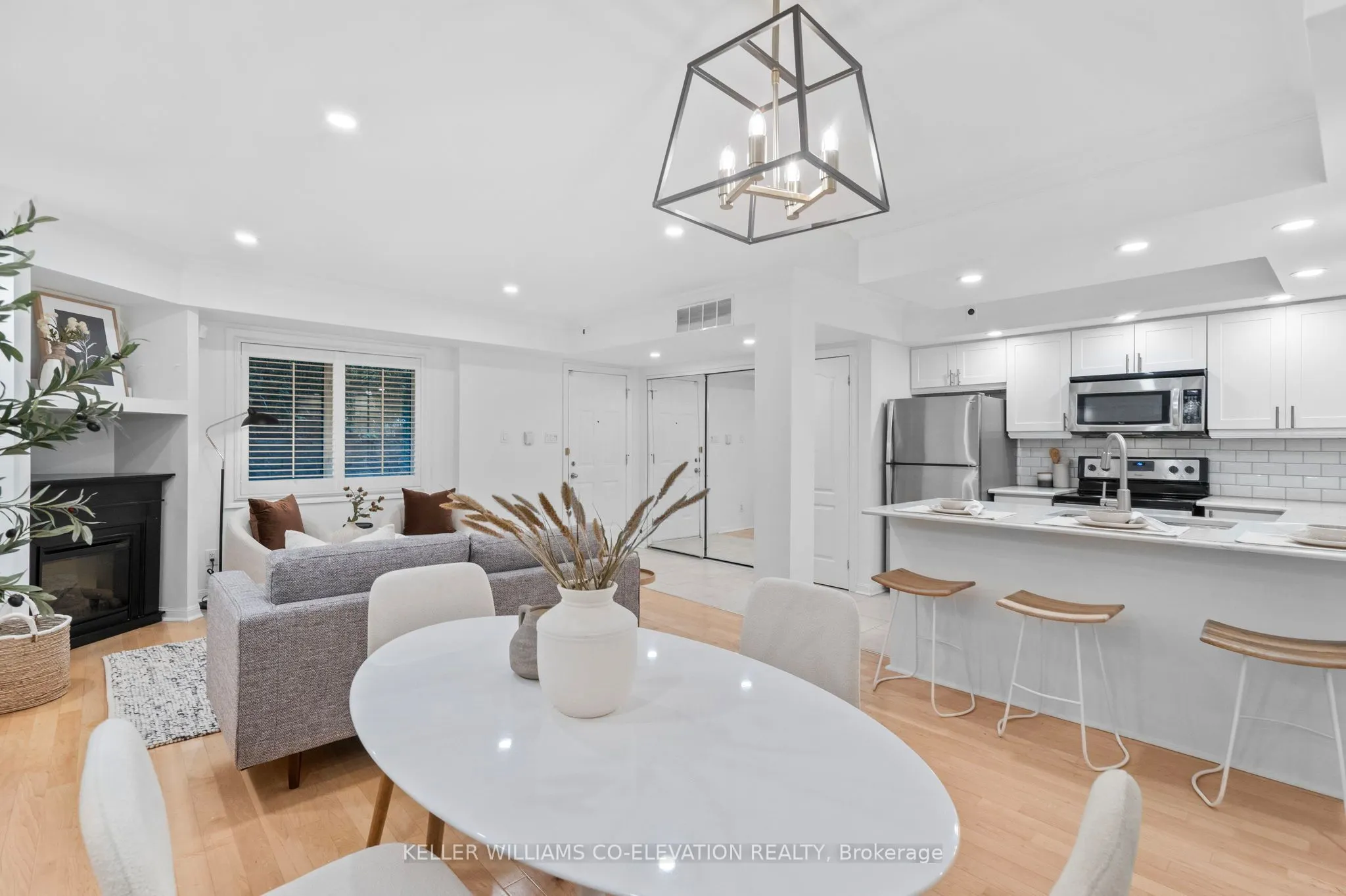 11 Shank Street, #1102