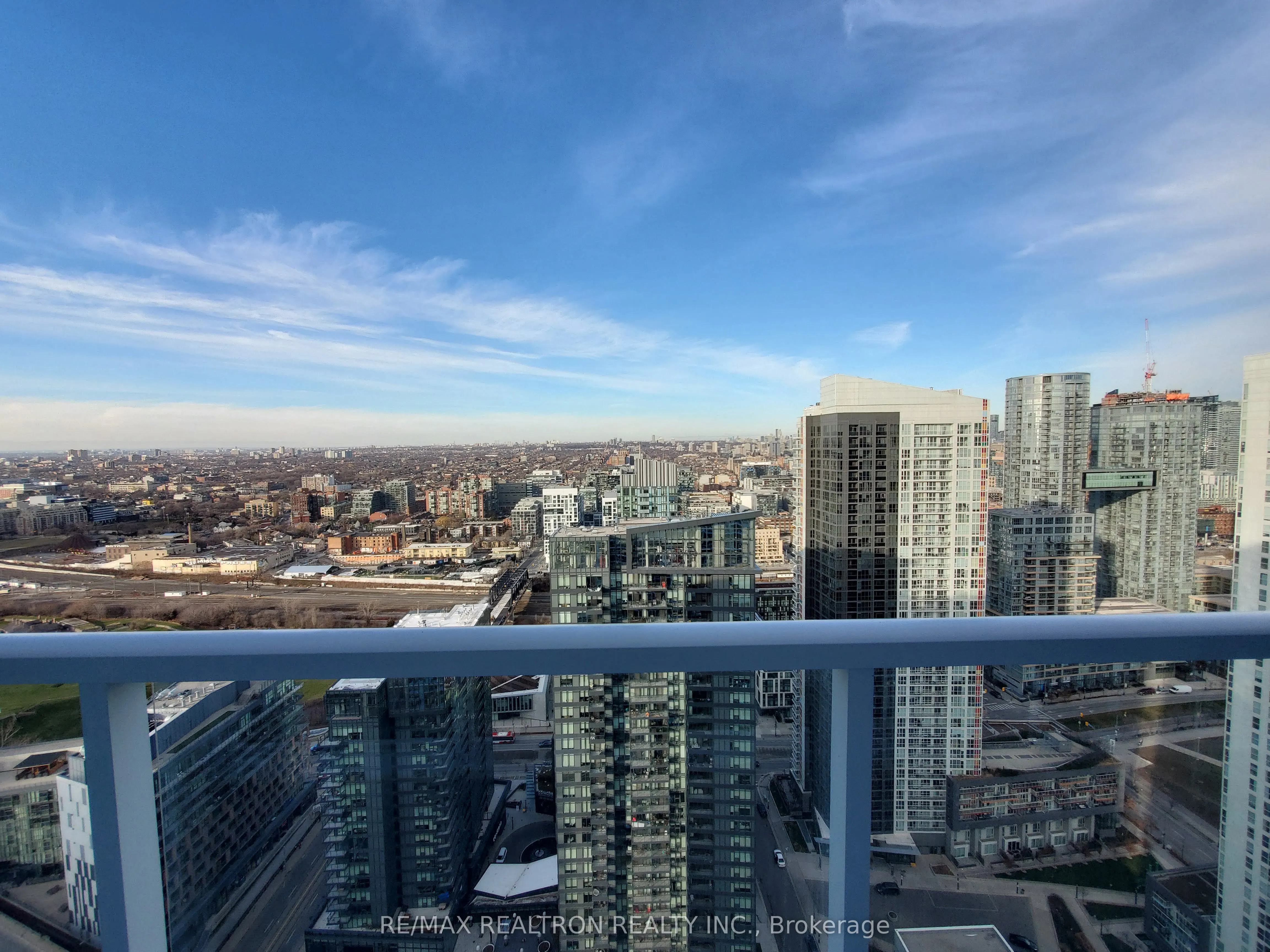 17 Bathurst Street, #4307