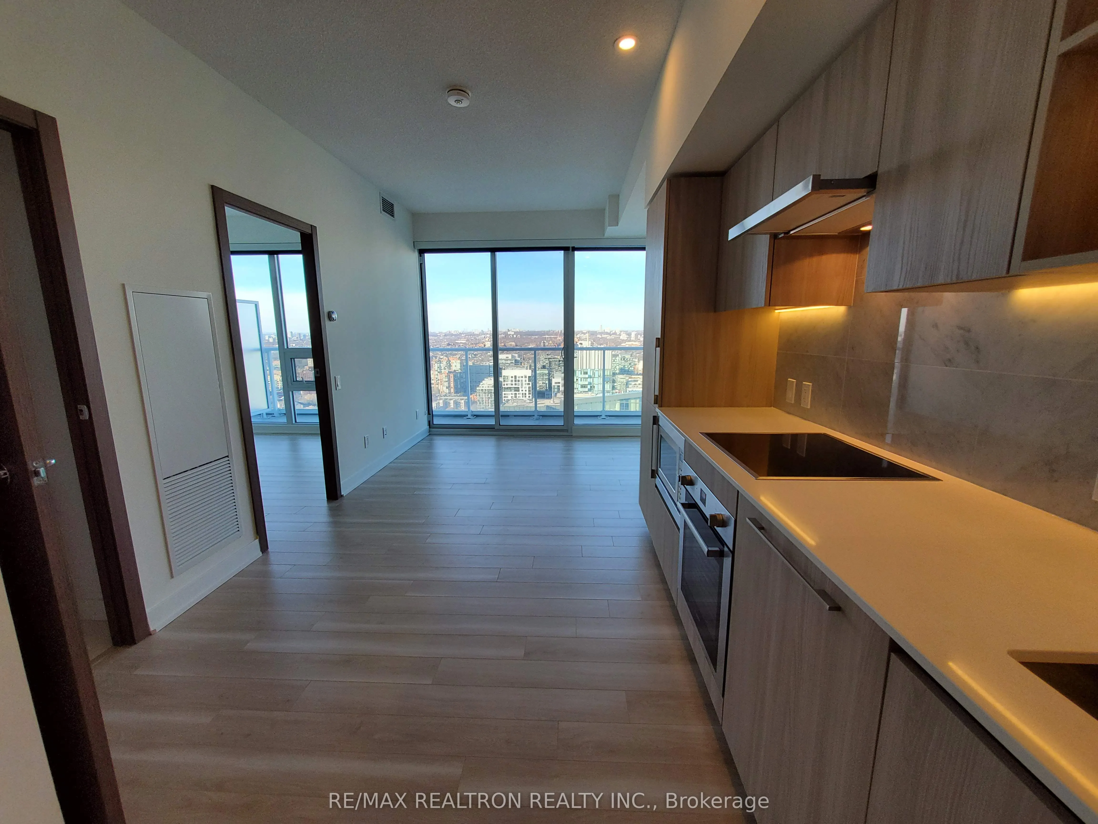 17 Bathurst Street, #4307