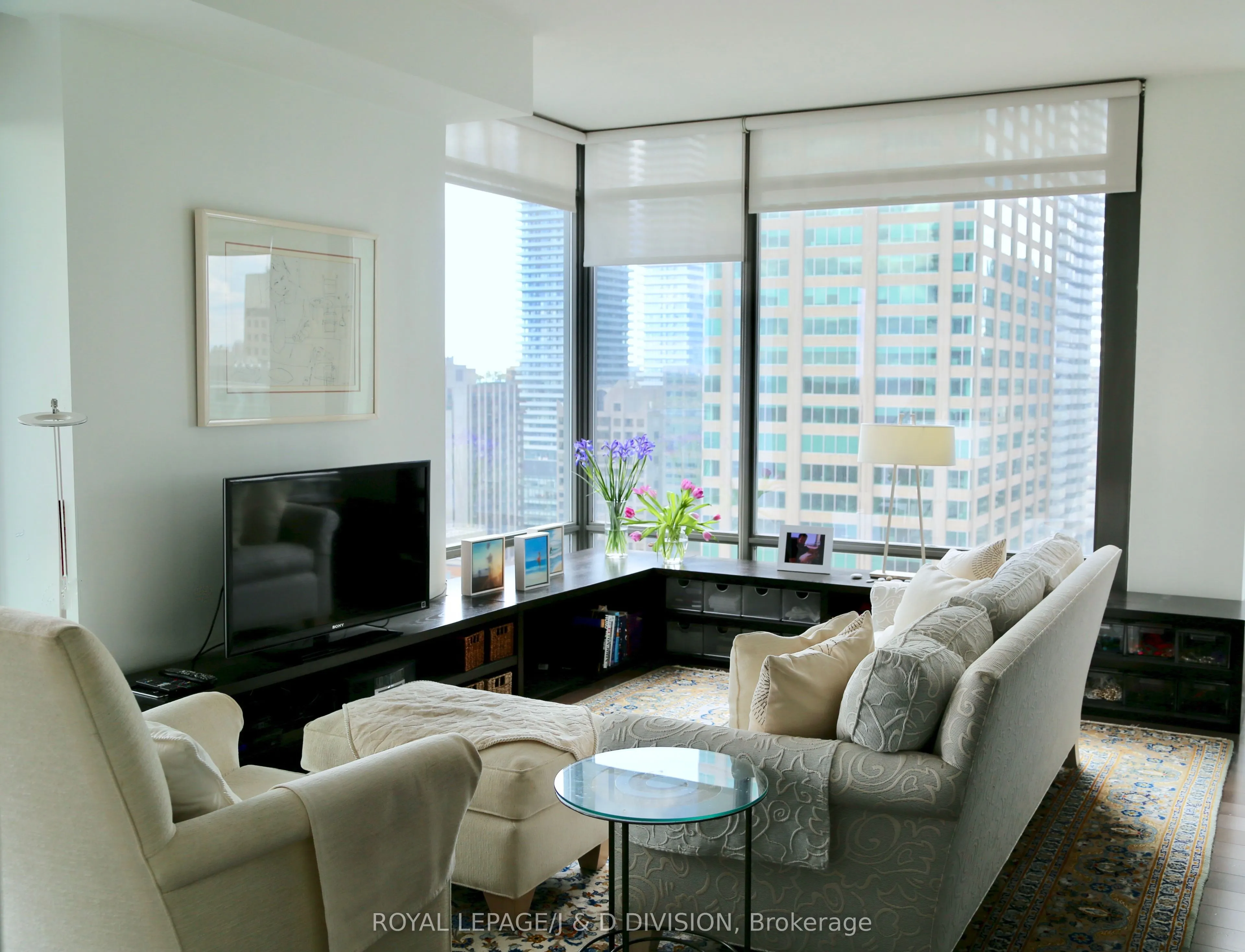18 Yorkville Avenue, #2202