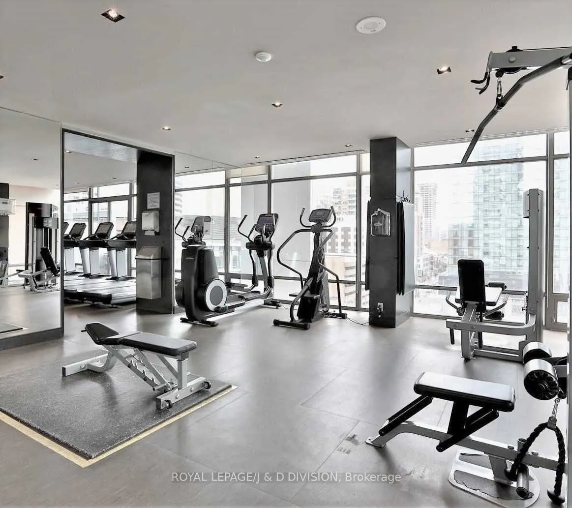 18 Yorkville Avenue, #2202