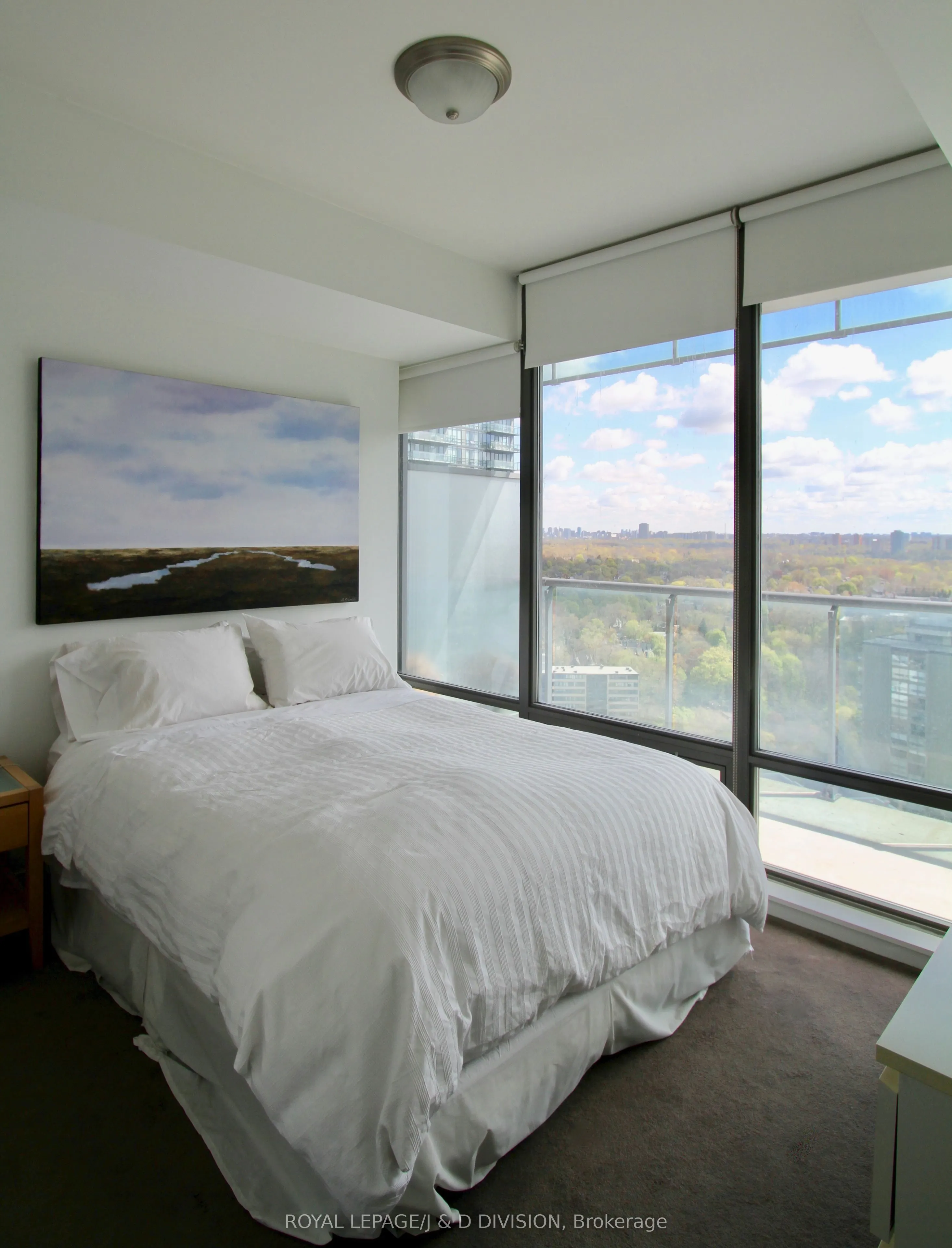 18 Yorkville Avenue, #2202