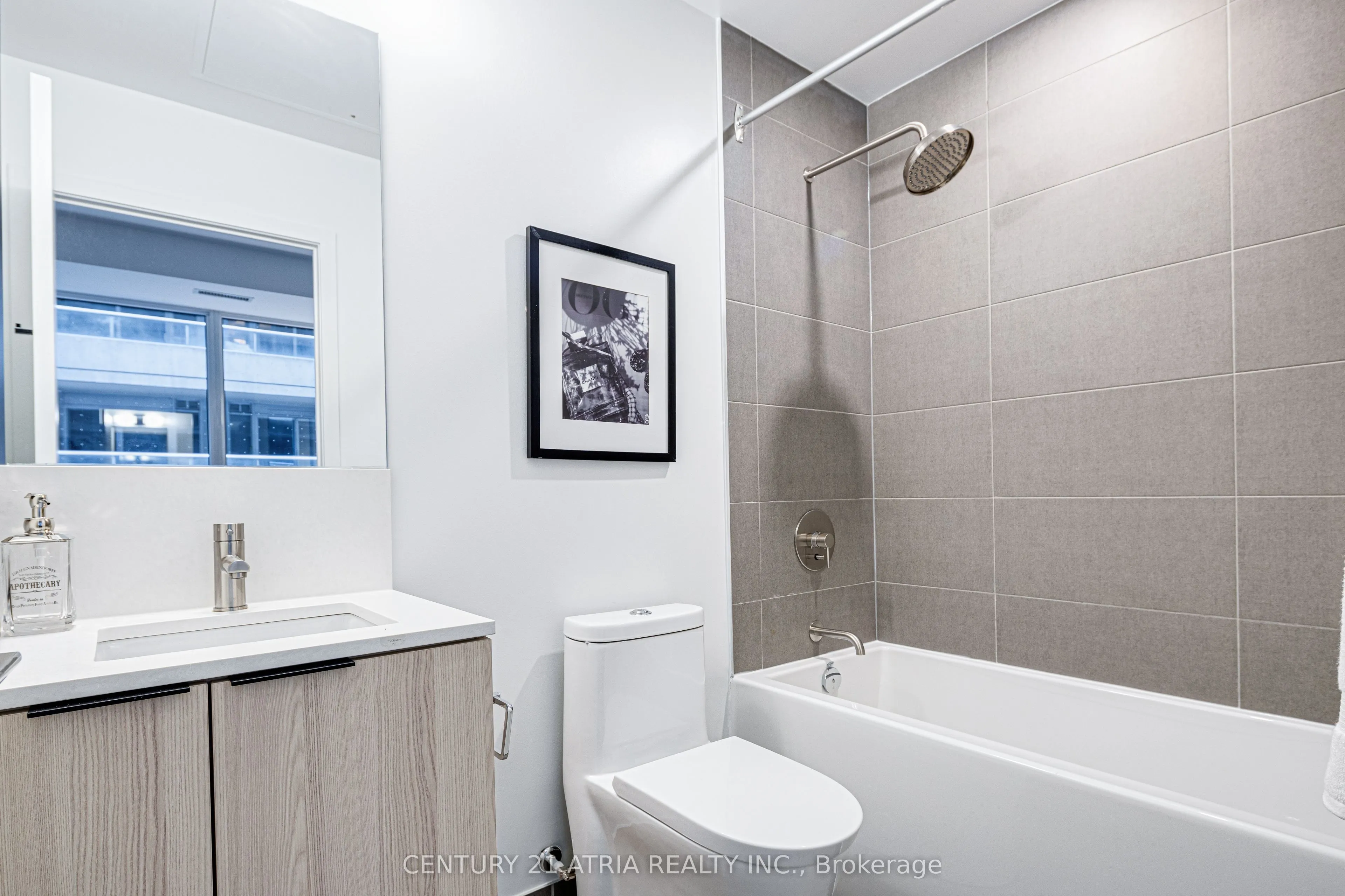 55 Mercer Street, #322
