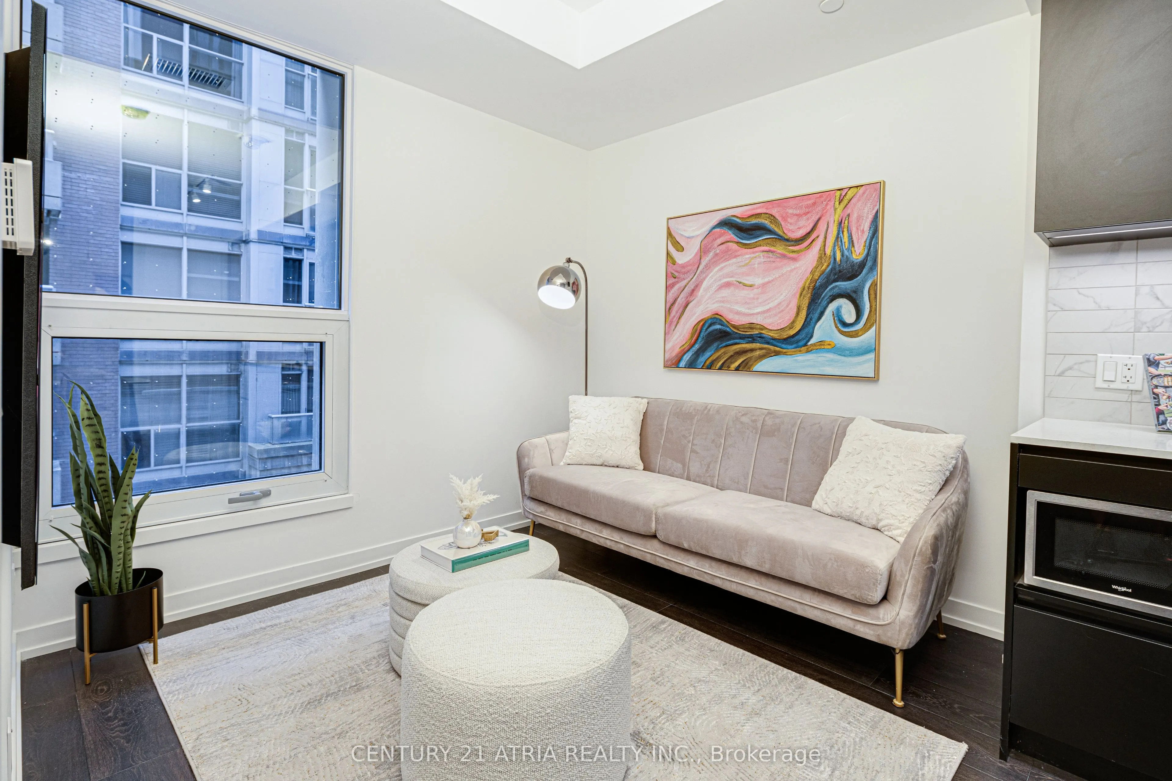 55 Mercer Street, #322
