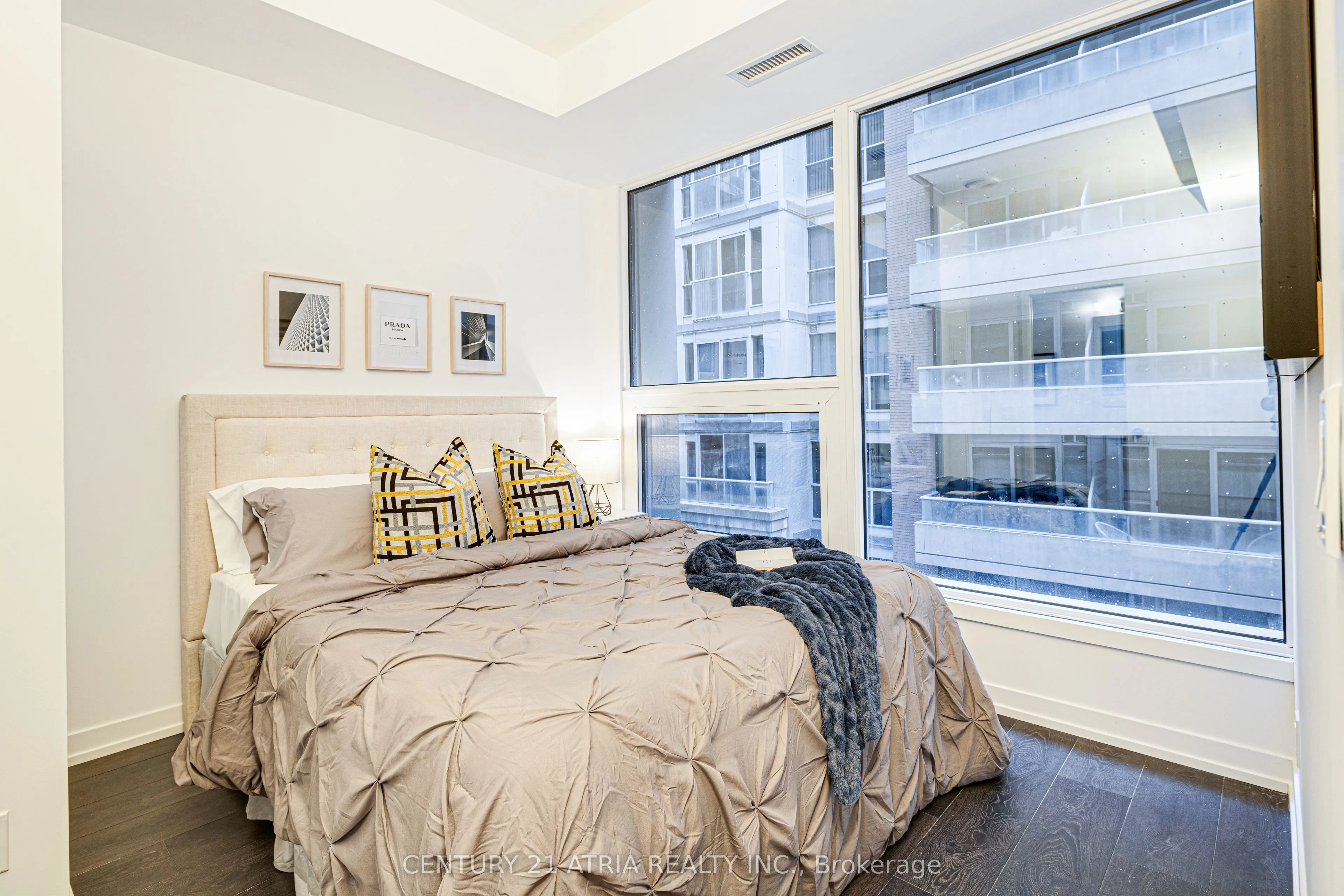 55 Mercer Street, #322