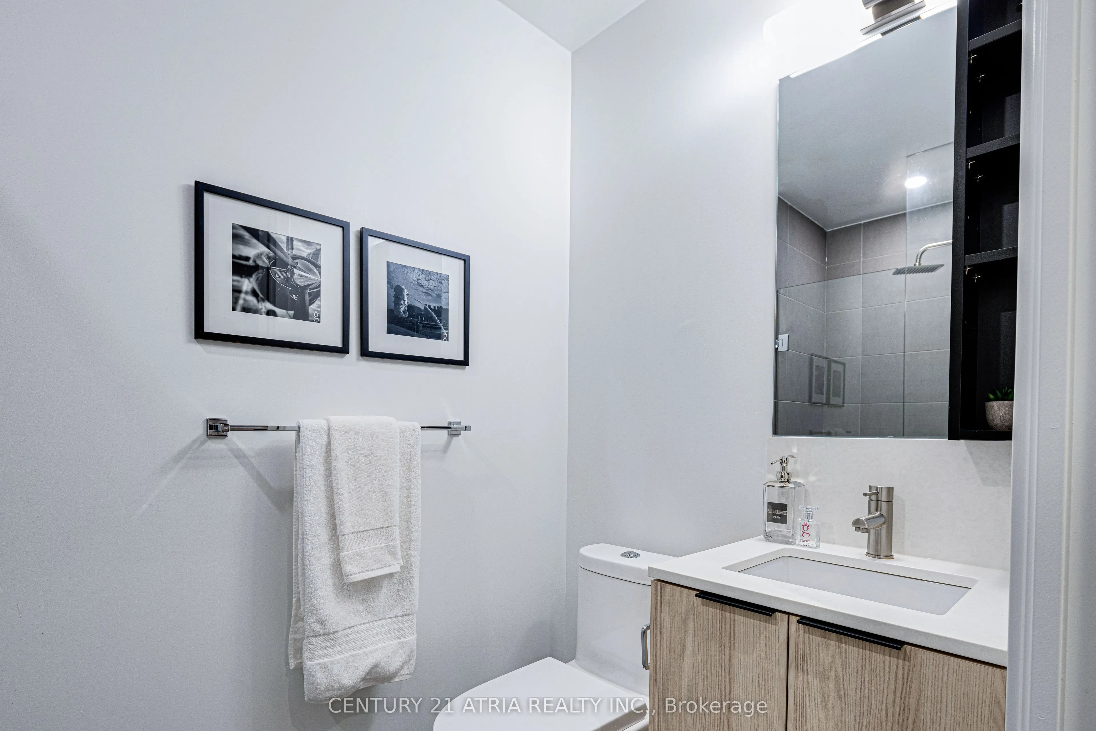 55 Mercer Street, #322