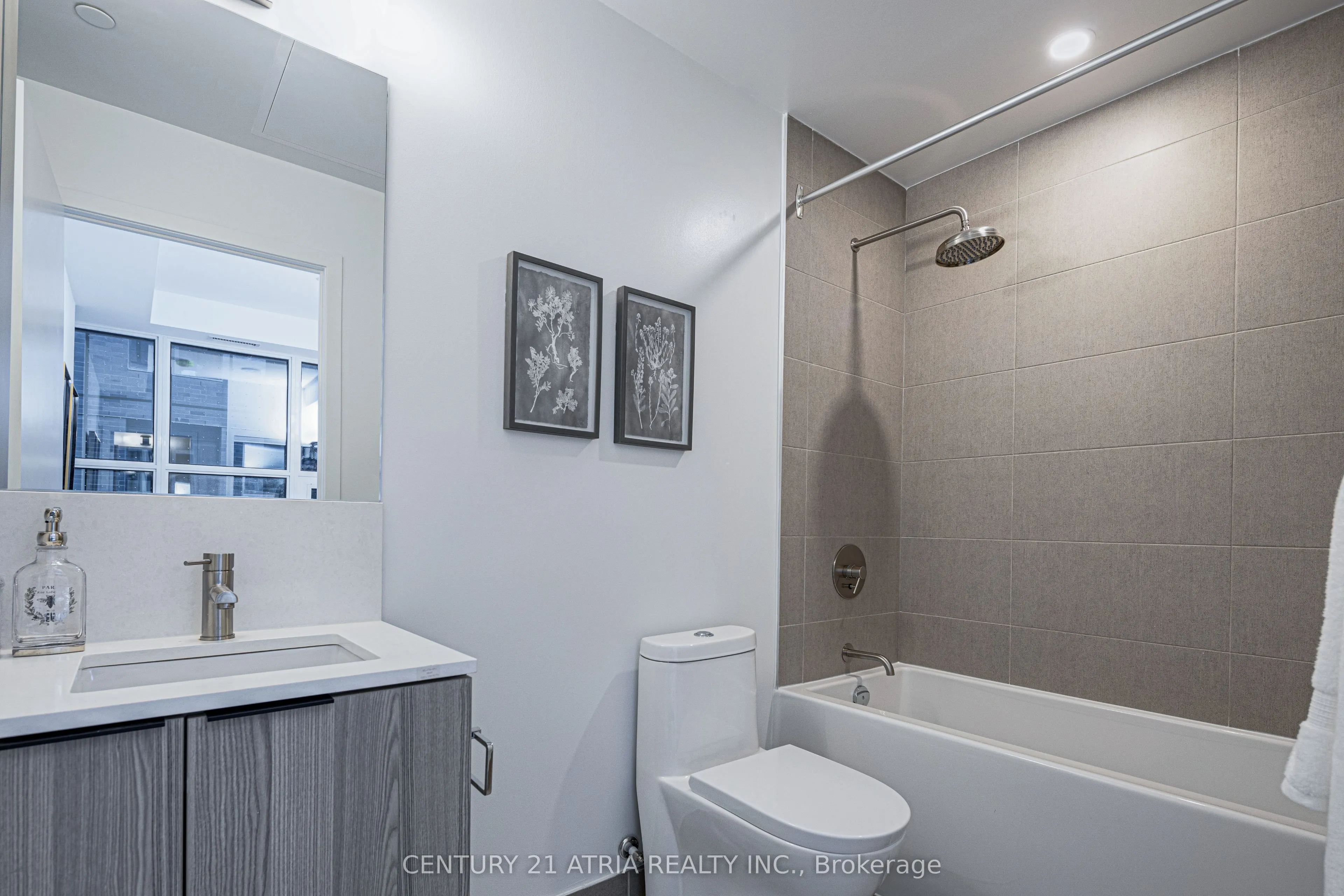 55 Mercer Street, #308