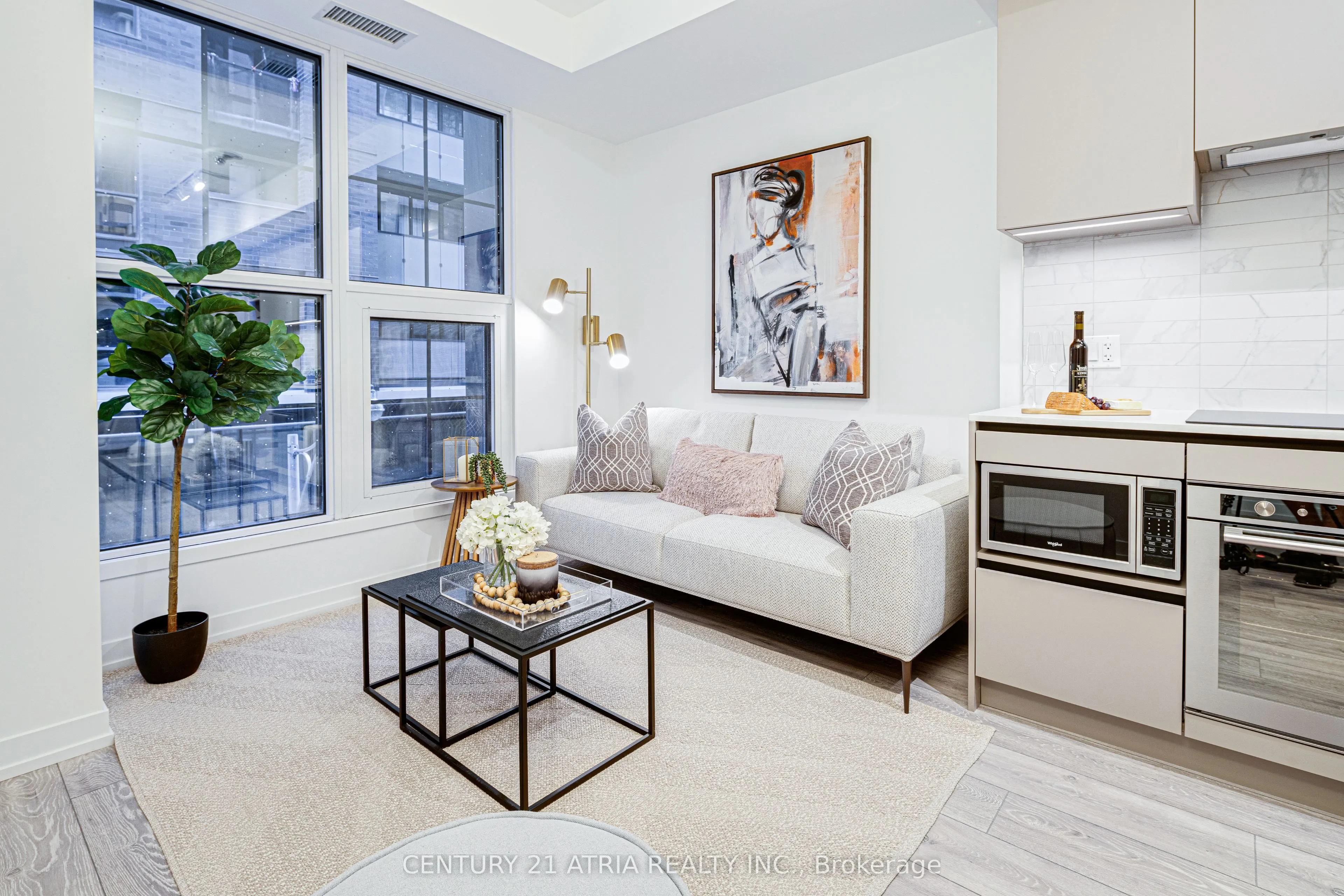 55 Mercer Street, #308