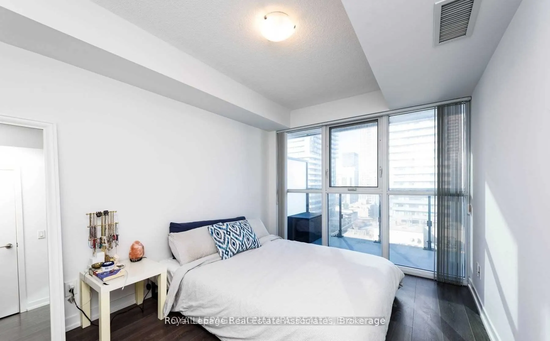 125 Redpath Avenue, #1602