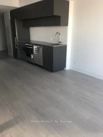 181 Dundas Street E, #3903