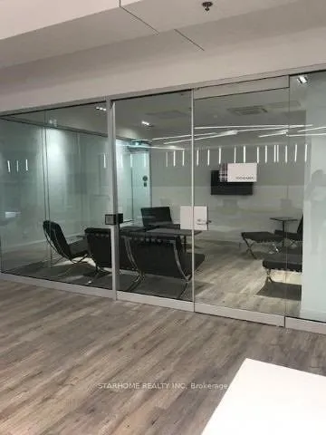 181 Dundas Street E, #3903
