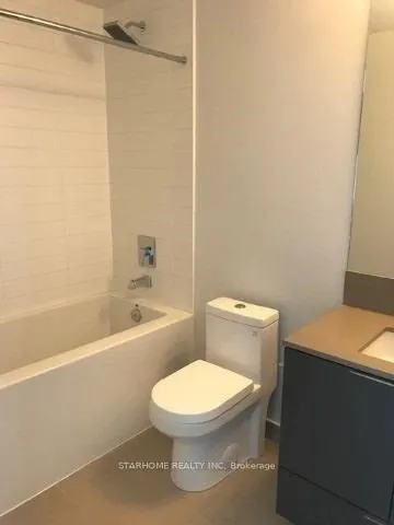 181 Dundas Street E, #3903