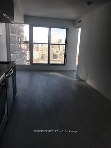 181 Dundas Street E, #3903