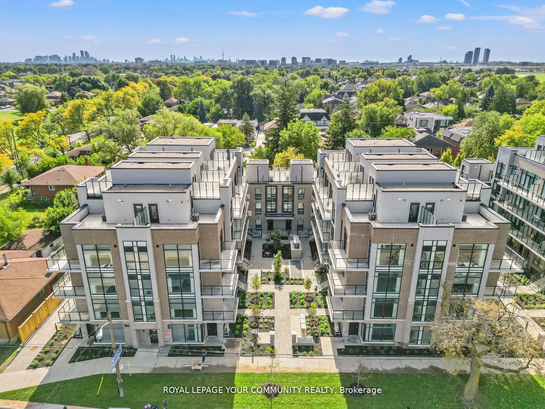 11-851 Sheppard Avenue, #3rd