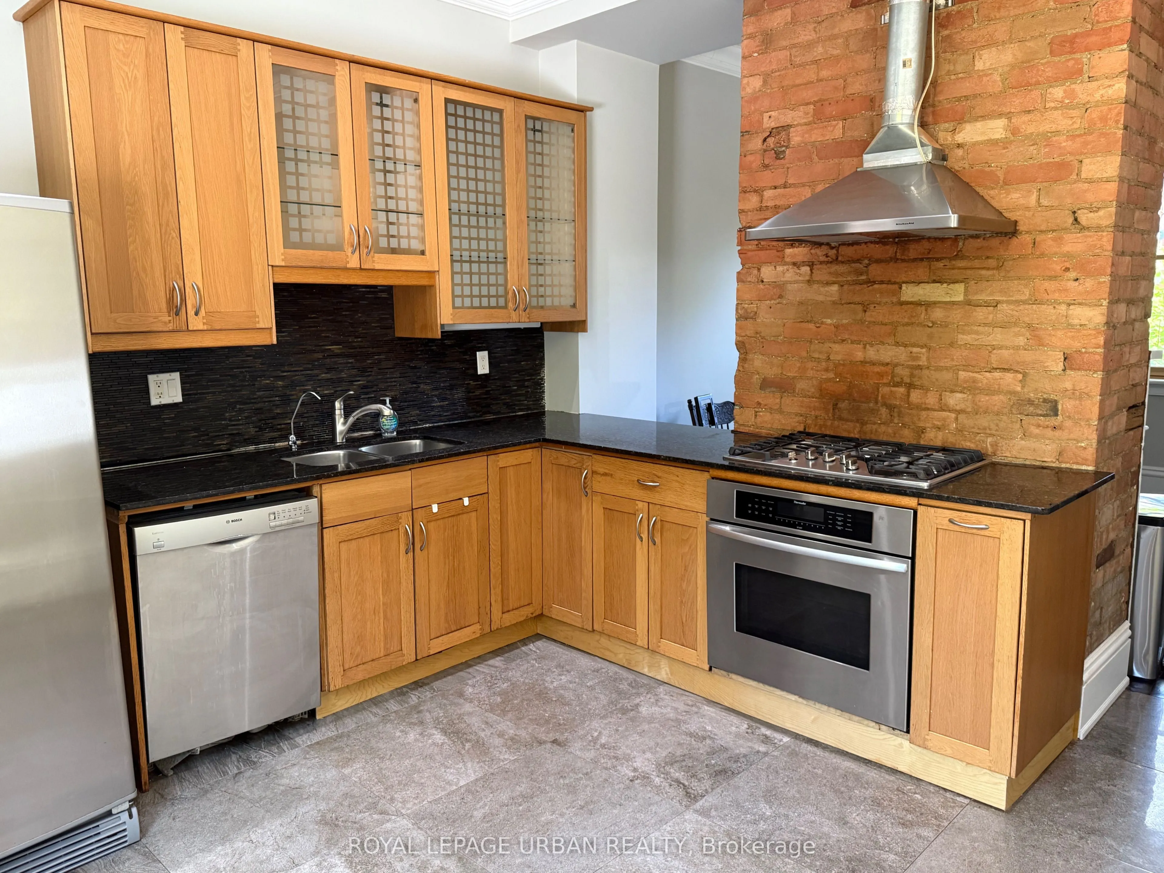 306 Seaton Street