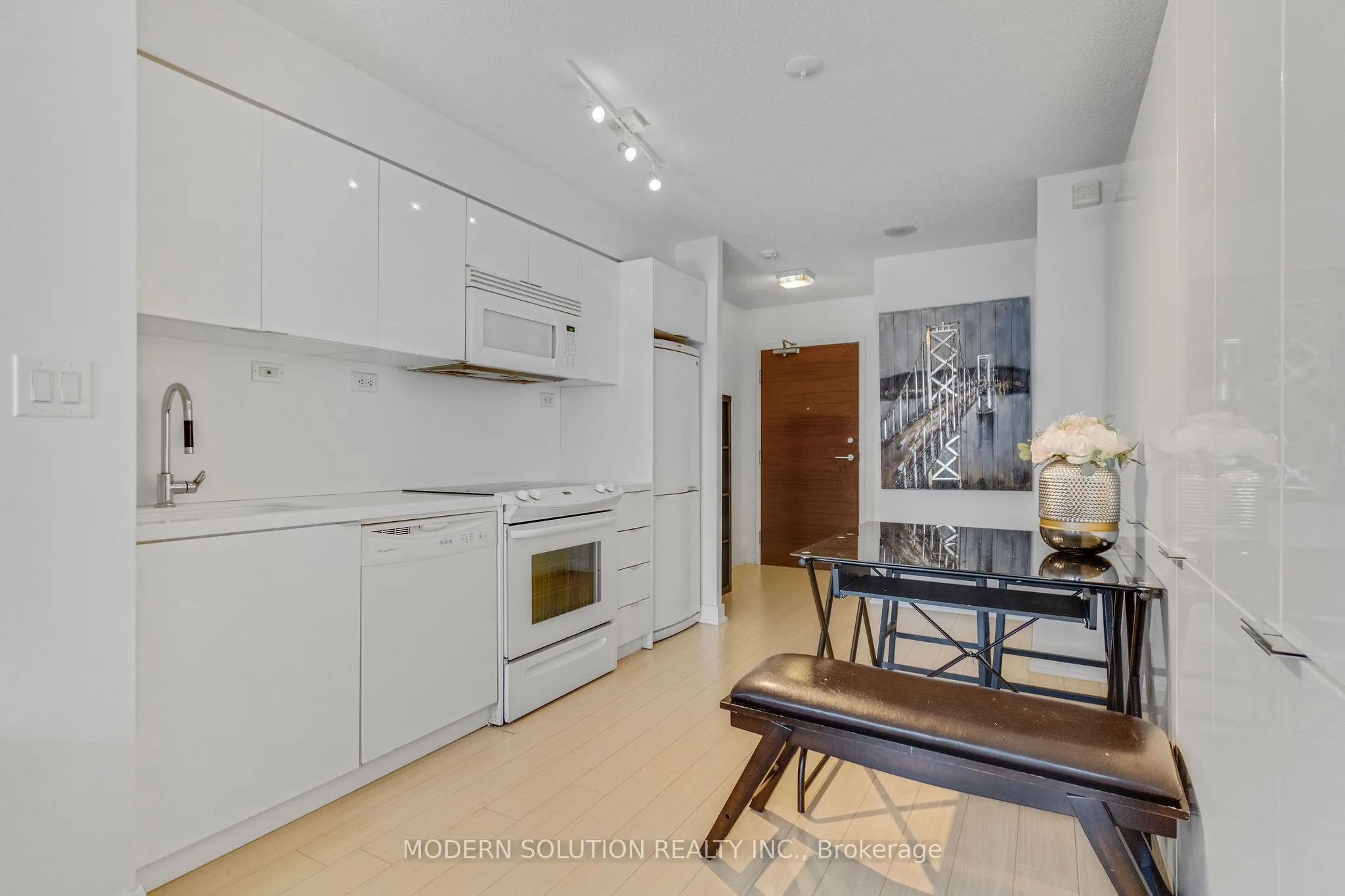 10 Capreol Court, #925