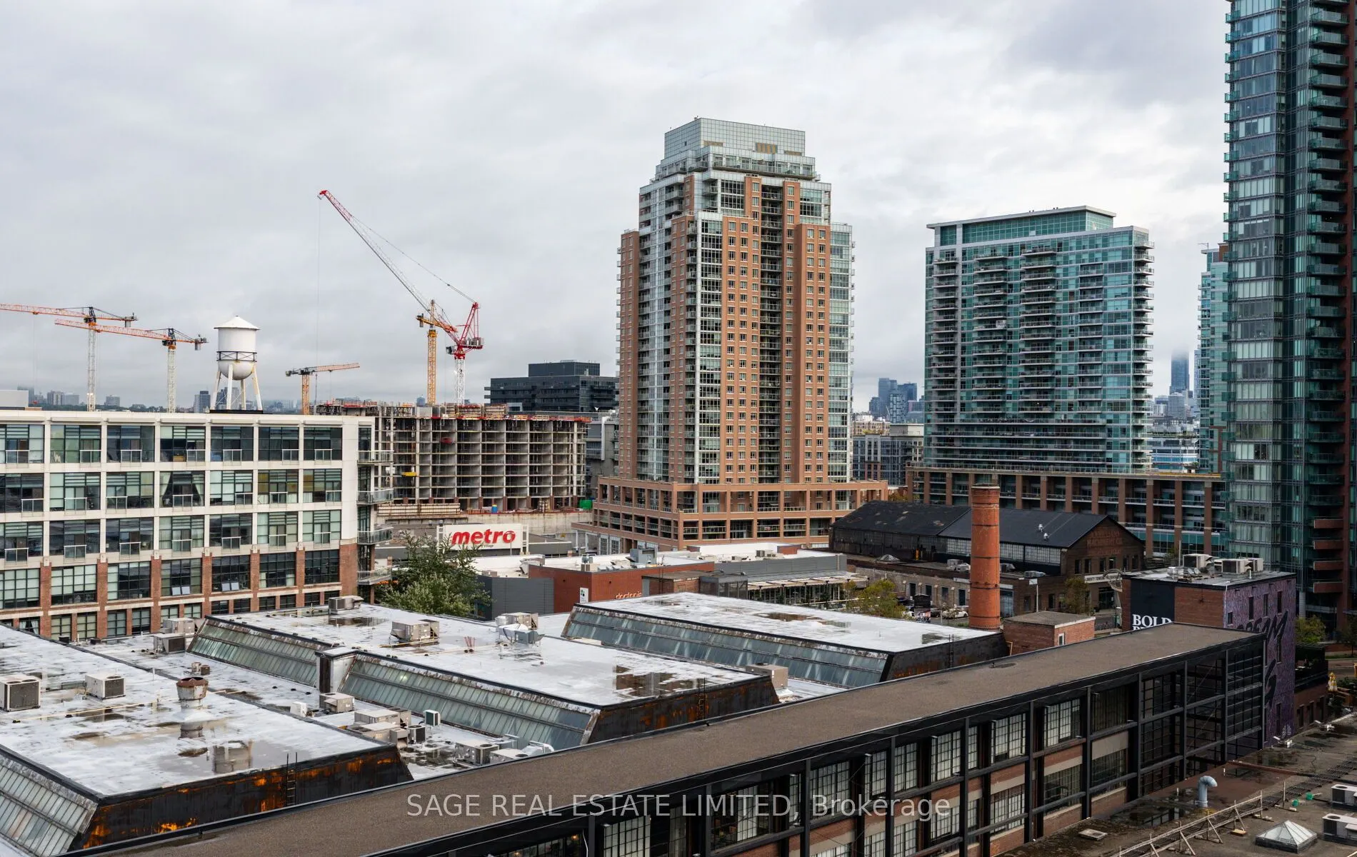 5 Hanna Avenue, #718