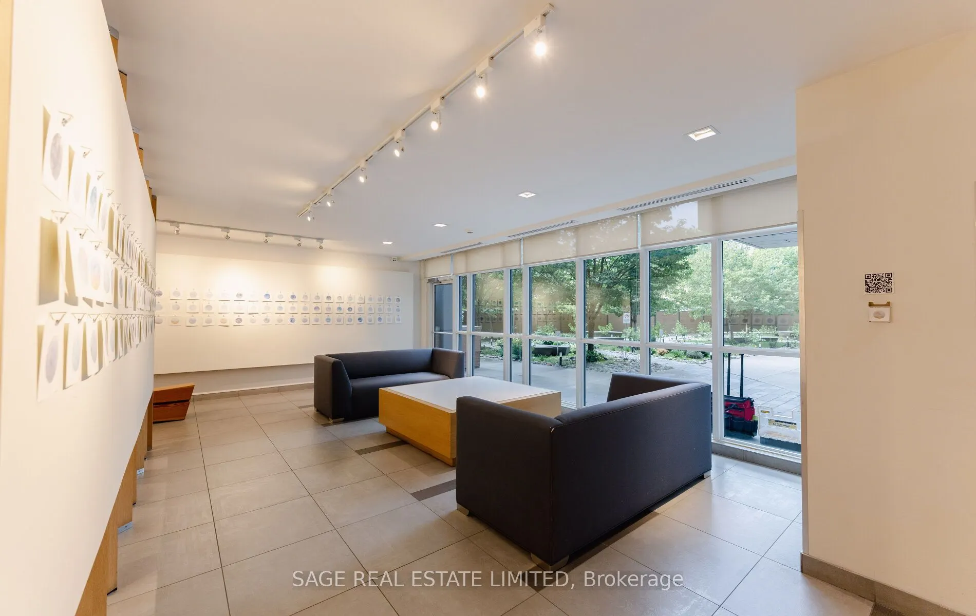 5 Hanna Avenue, #718