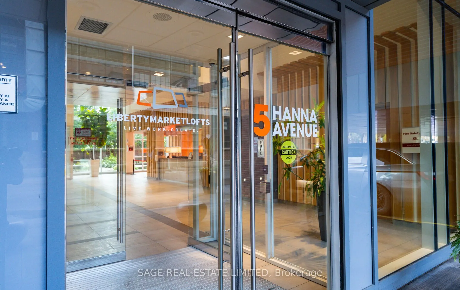 5 Hanna Avenue, #718