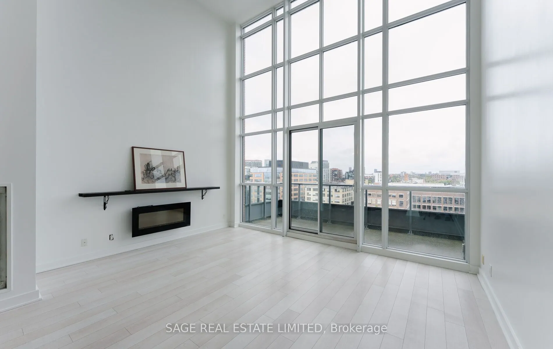 5 Hanna Avenue, #718