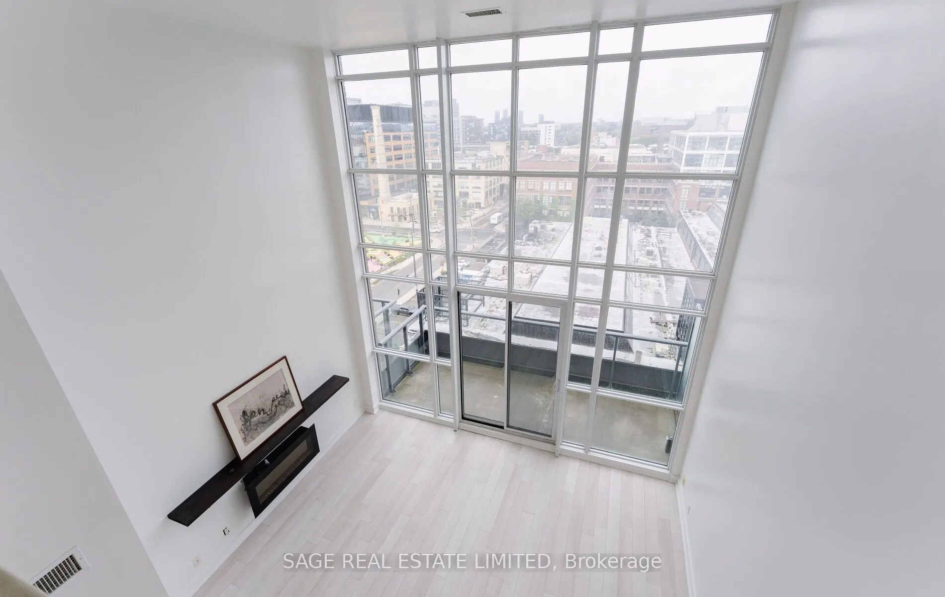 5 Hanna Avenue, #718