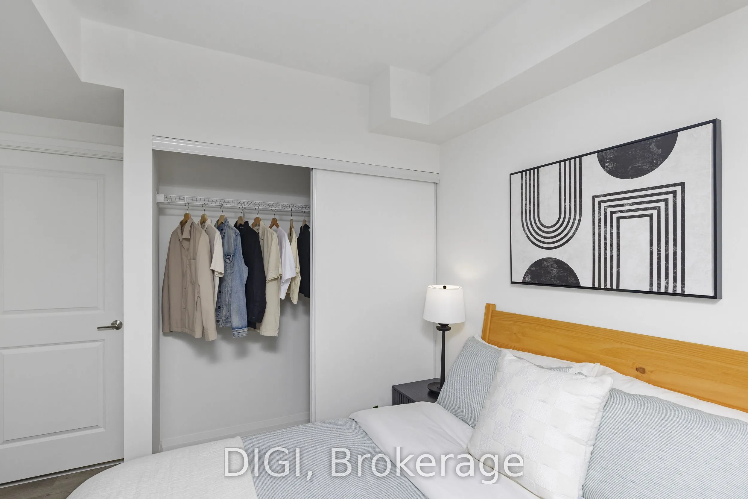 325 Yorkland Boulevard, #212