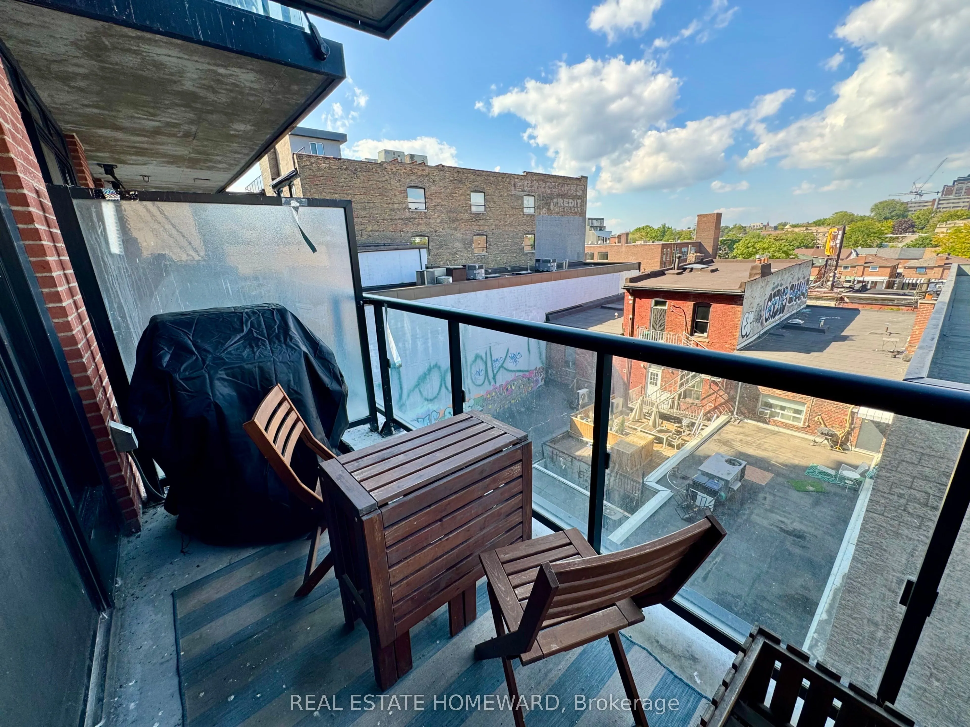 608 Richmond Street W, #501