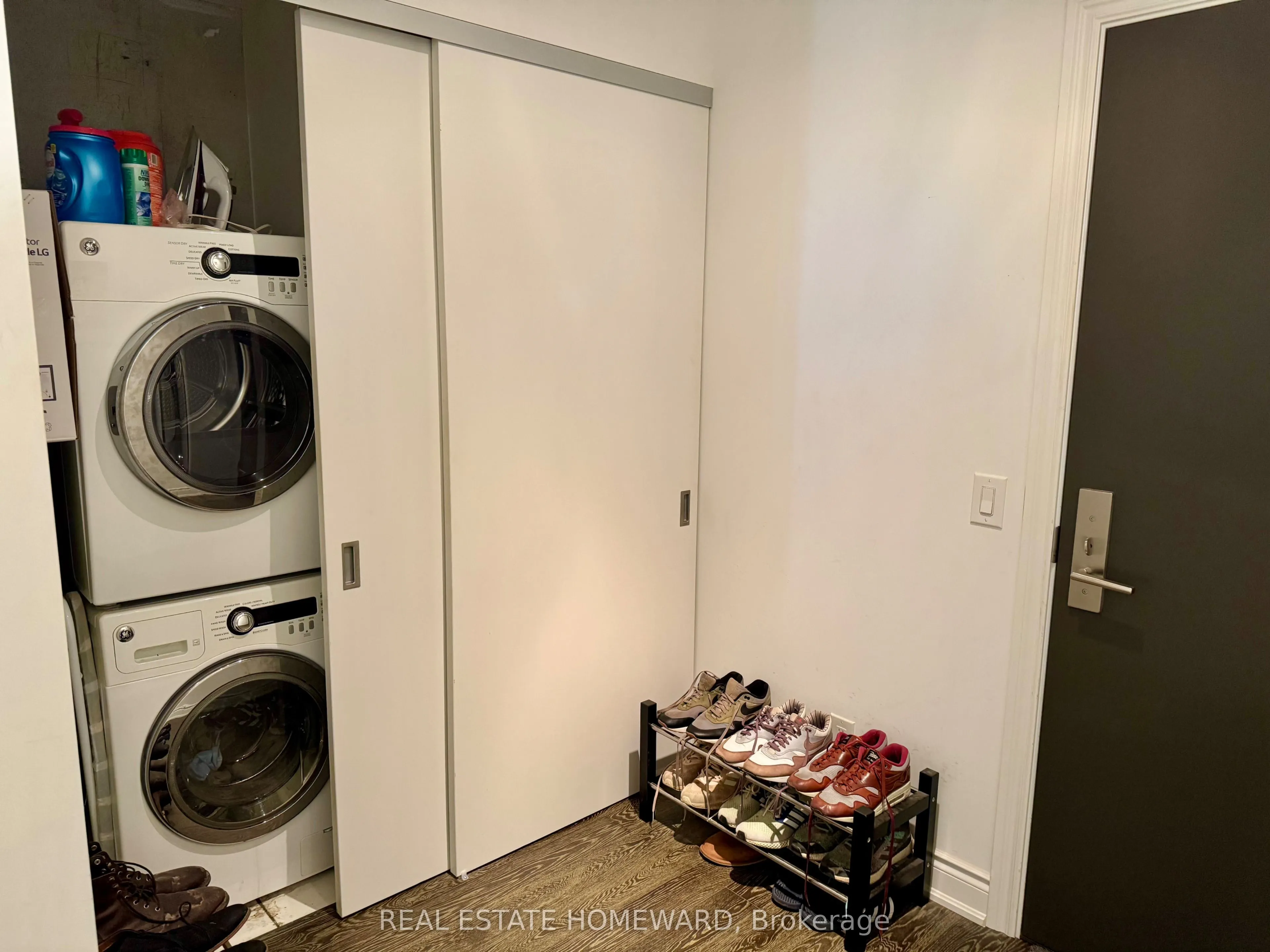 608 Richmond Street W, #501