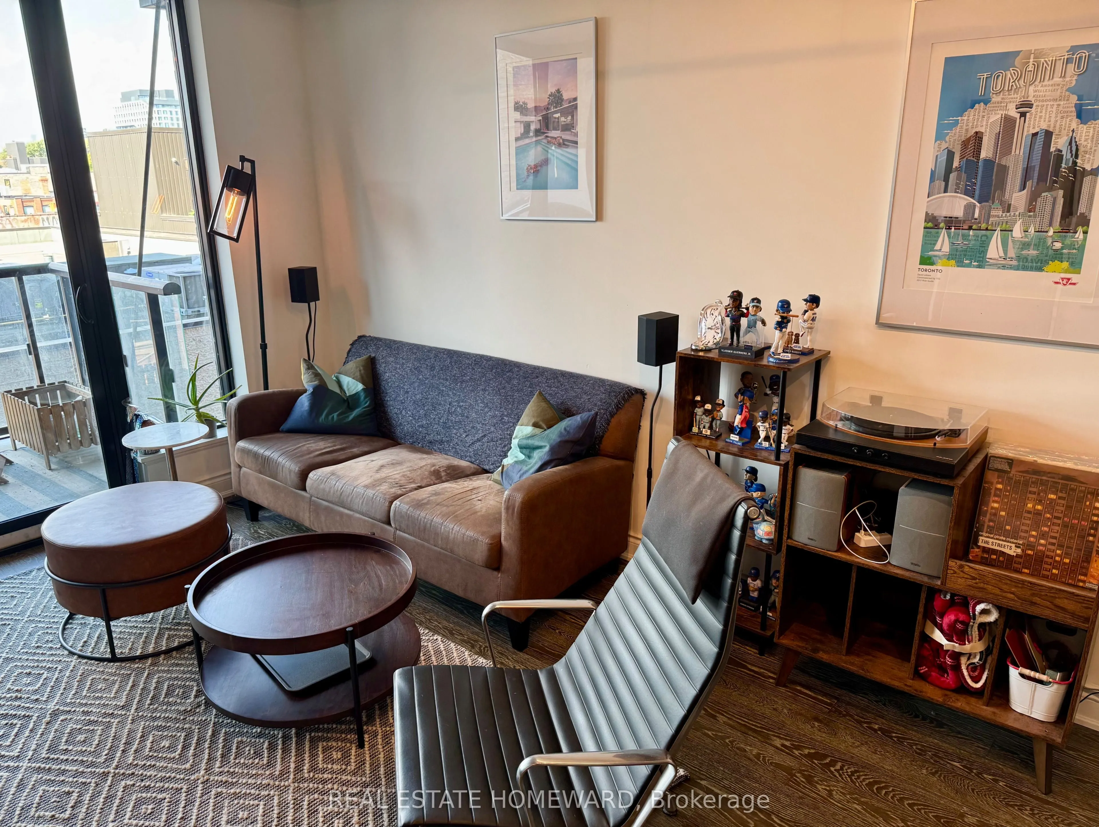 608 Richmond Street W, #501