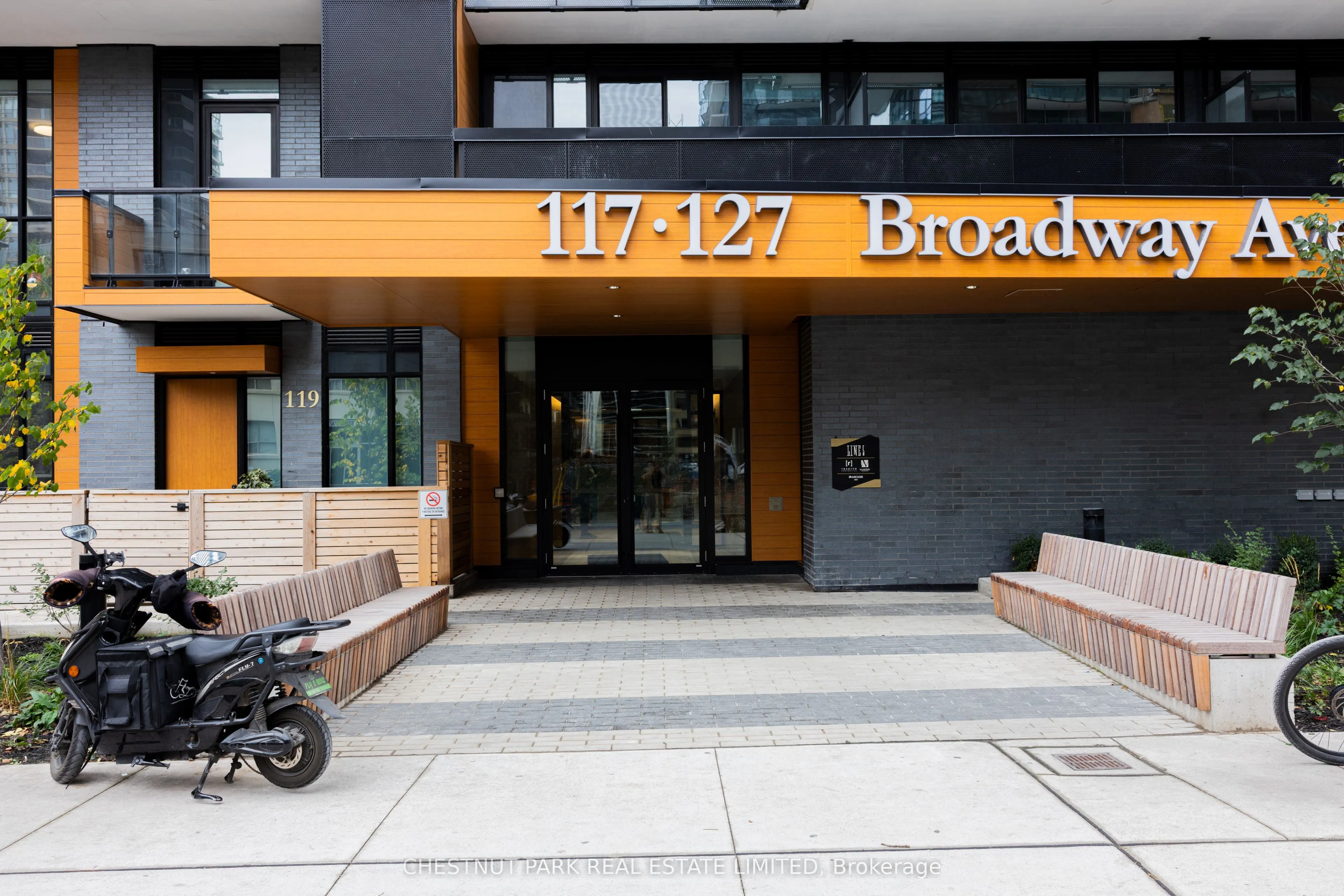 117 Broadway Avenue, #1807