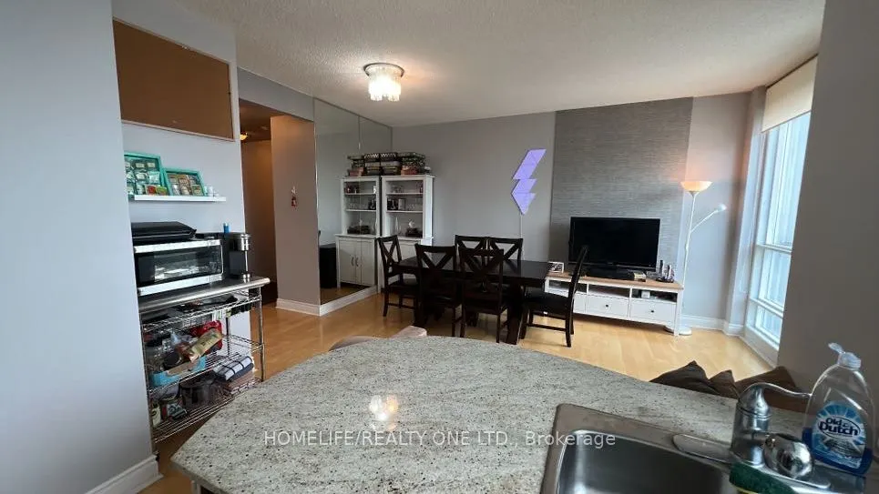 763 Bay Street, #4901