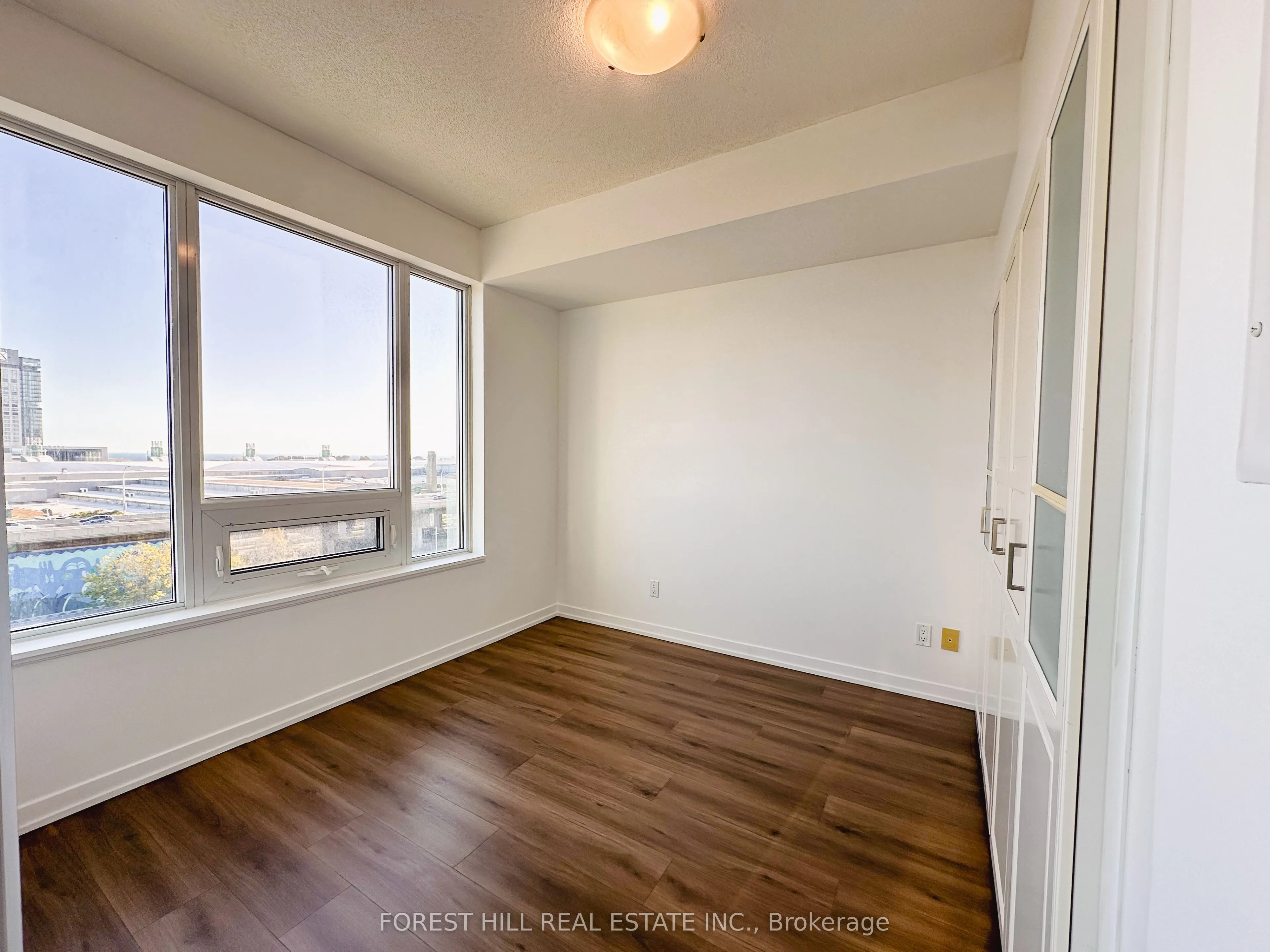 55 East Liberty Street, #708