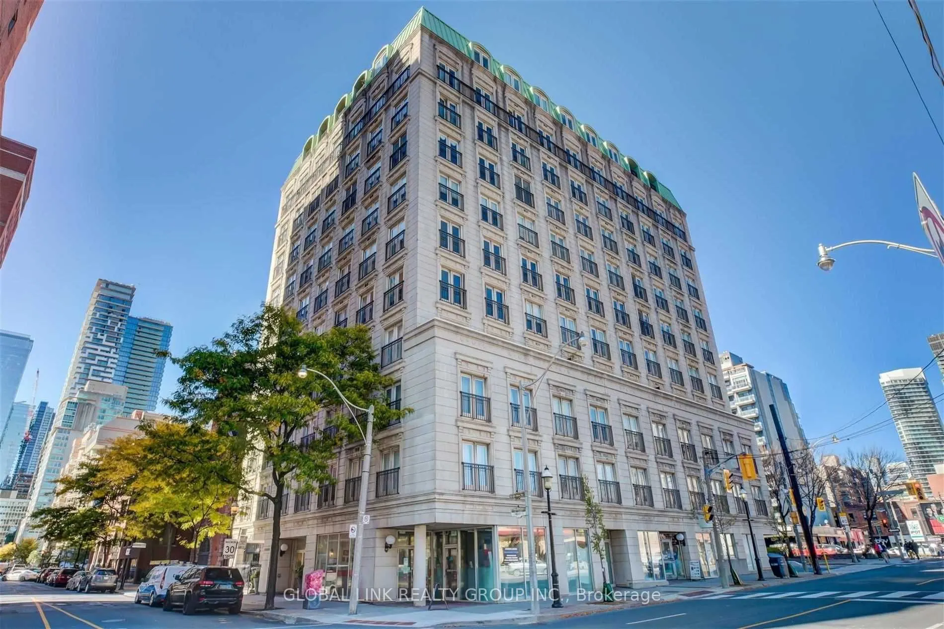120 Lombard Street, #607