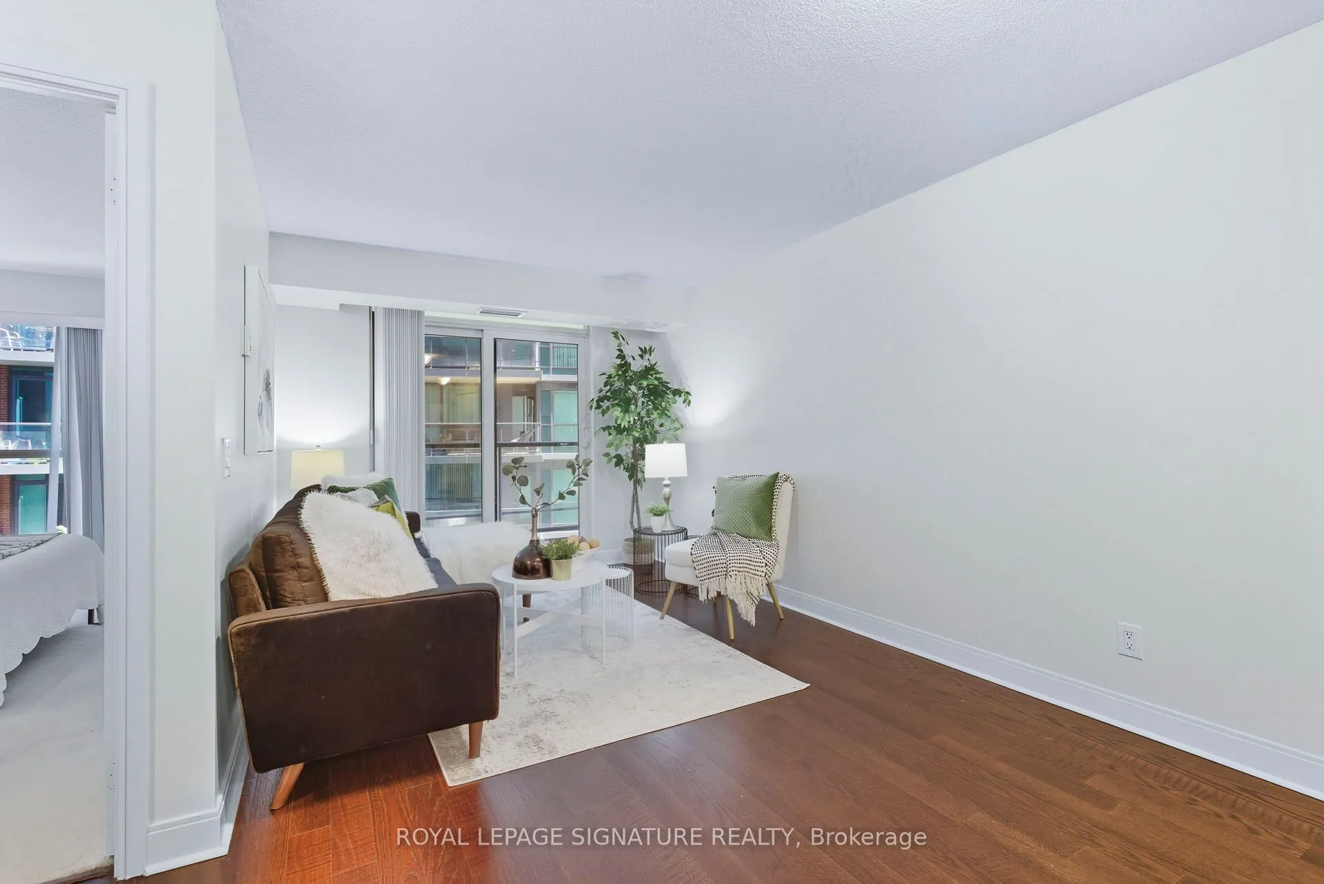 1 Scott Street, #801