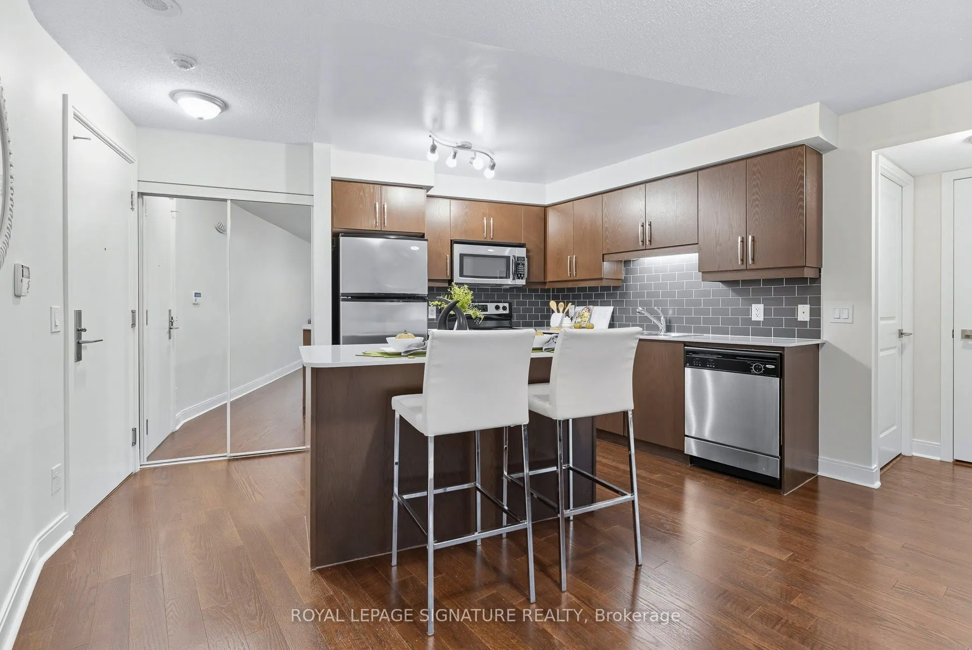 1 Scott Street, #801