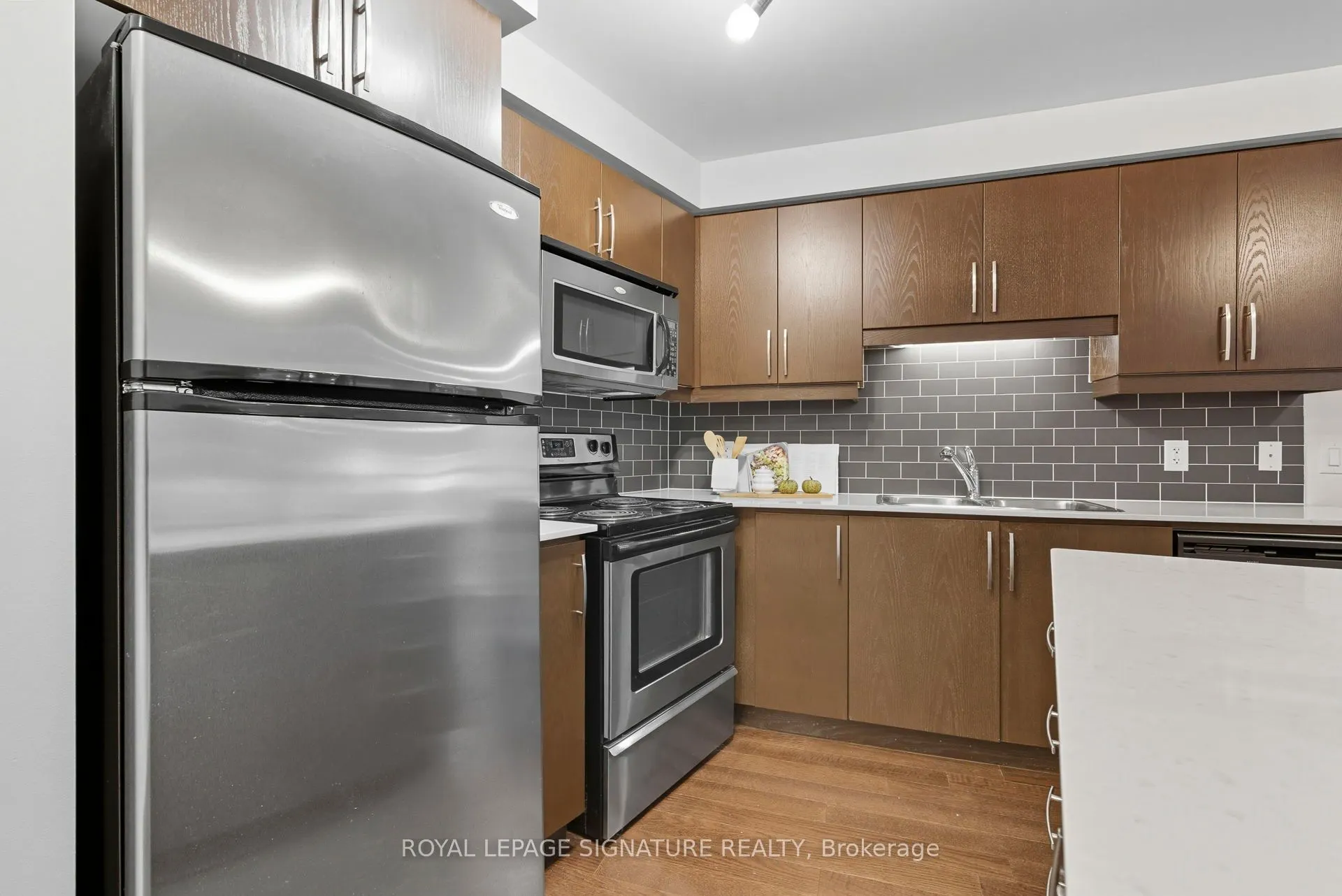 1 Scott Street, #801