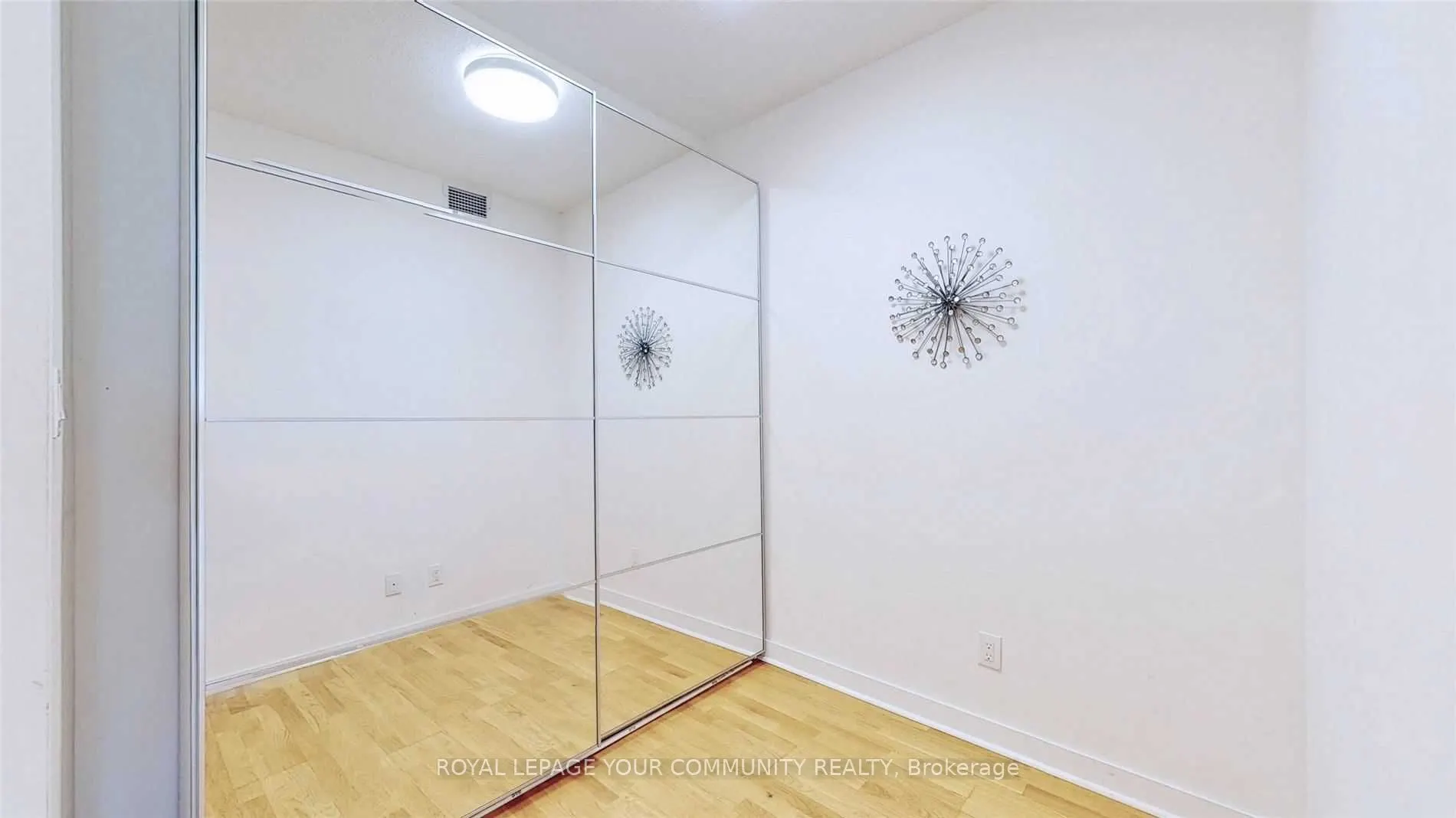 295 Adelaide Street W, #2906