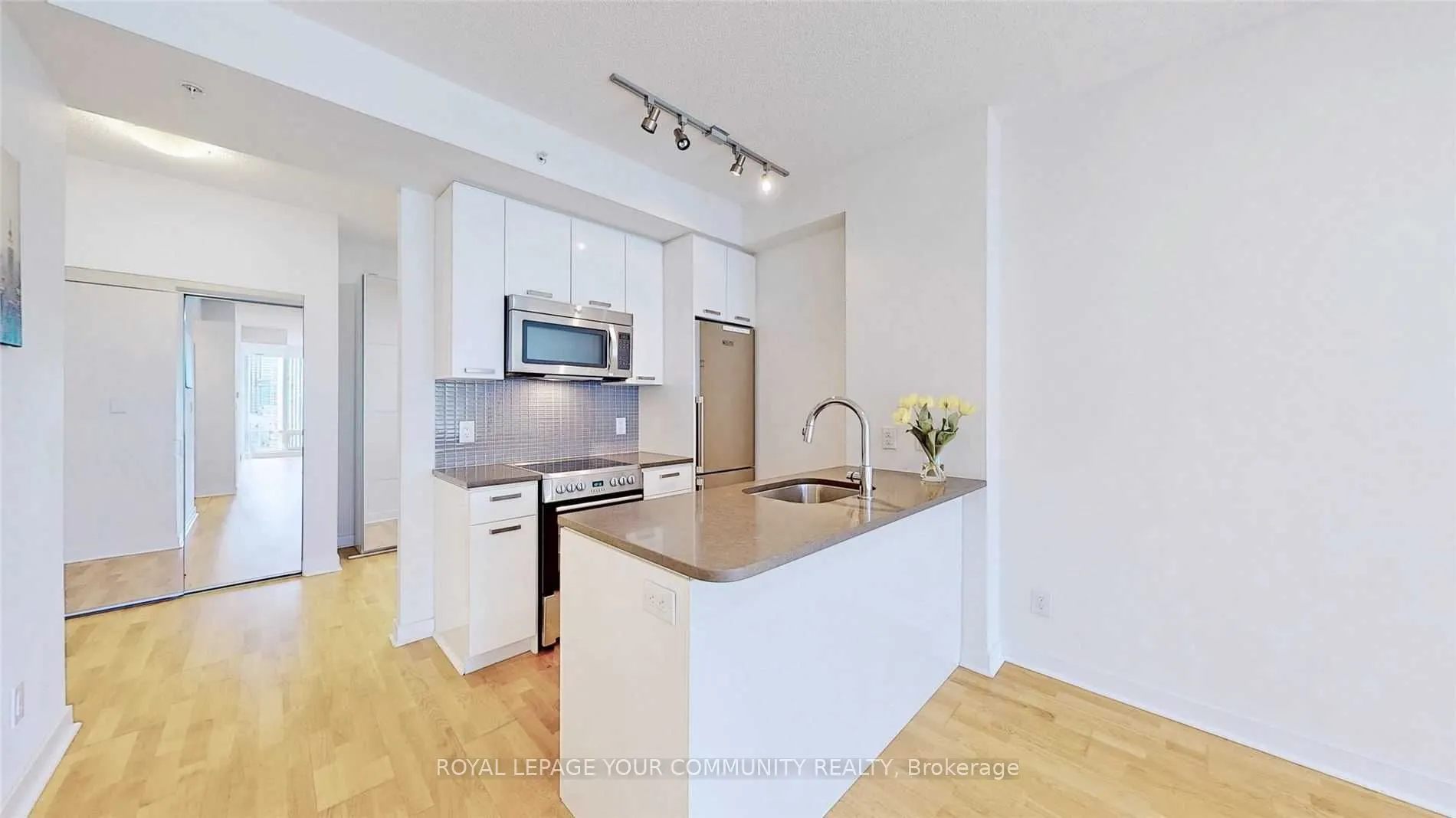 295 Adelaide Street W, #2906