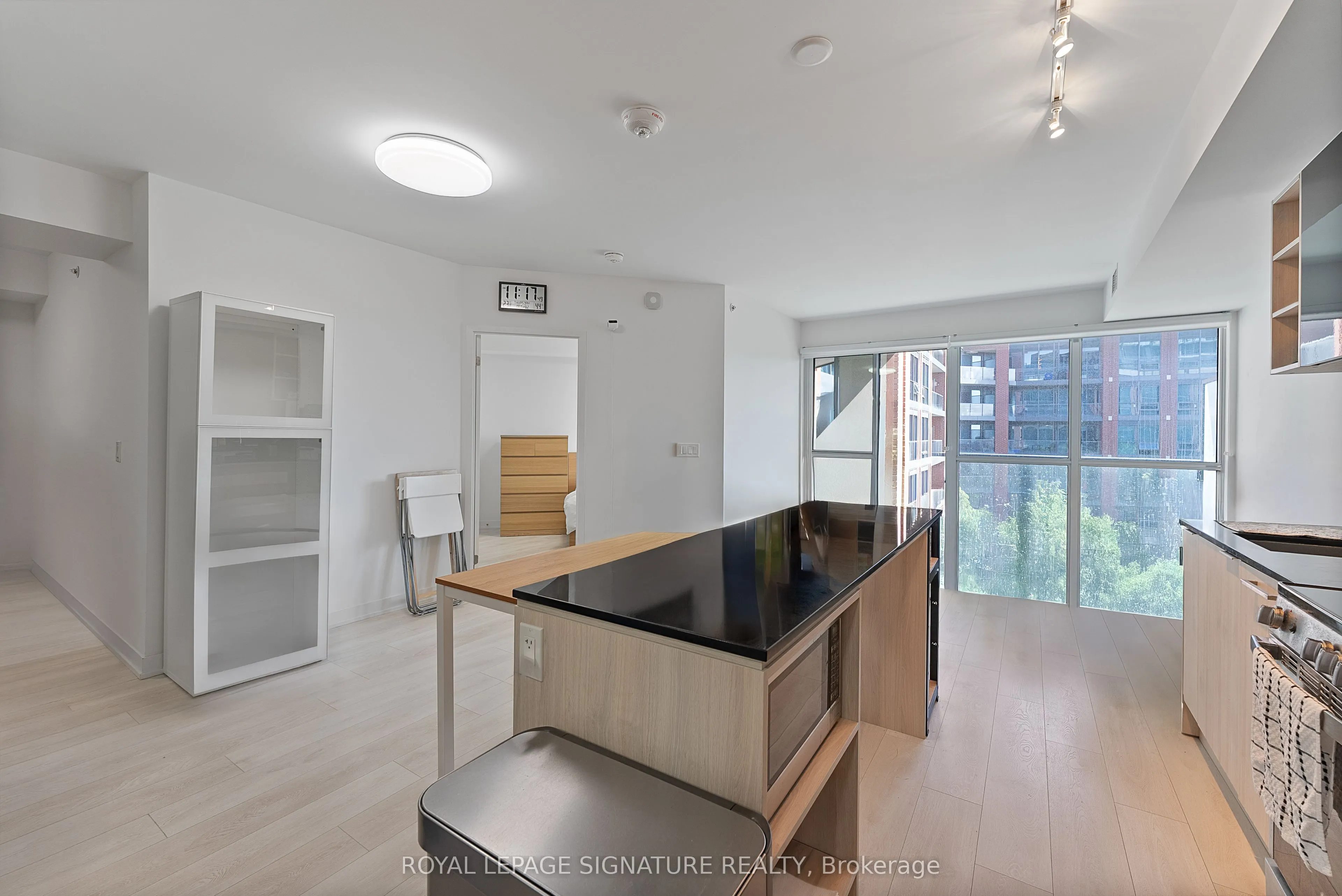 31 Tippett Road, #452