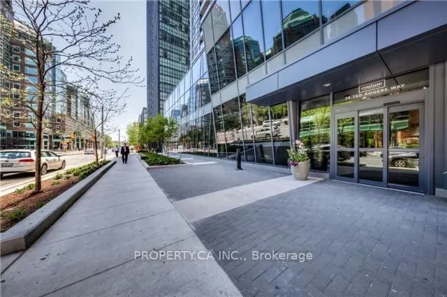 28 Ted Rogers Way, #2410