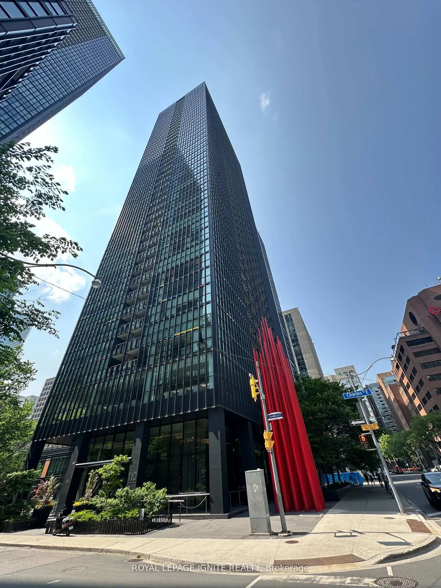 110 Charles Street E, #1809