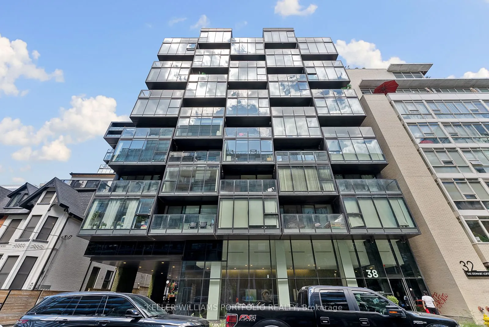 38 Stewart Street, #303