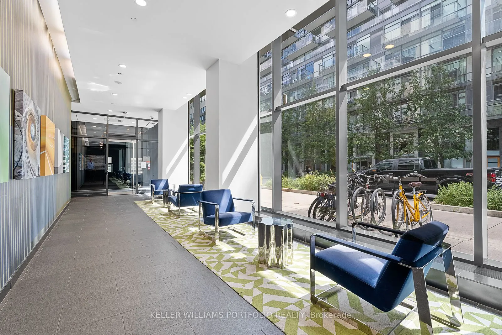 38 Stewart Street, #303