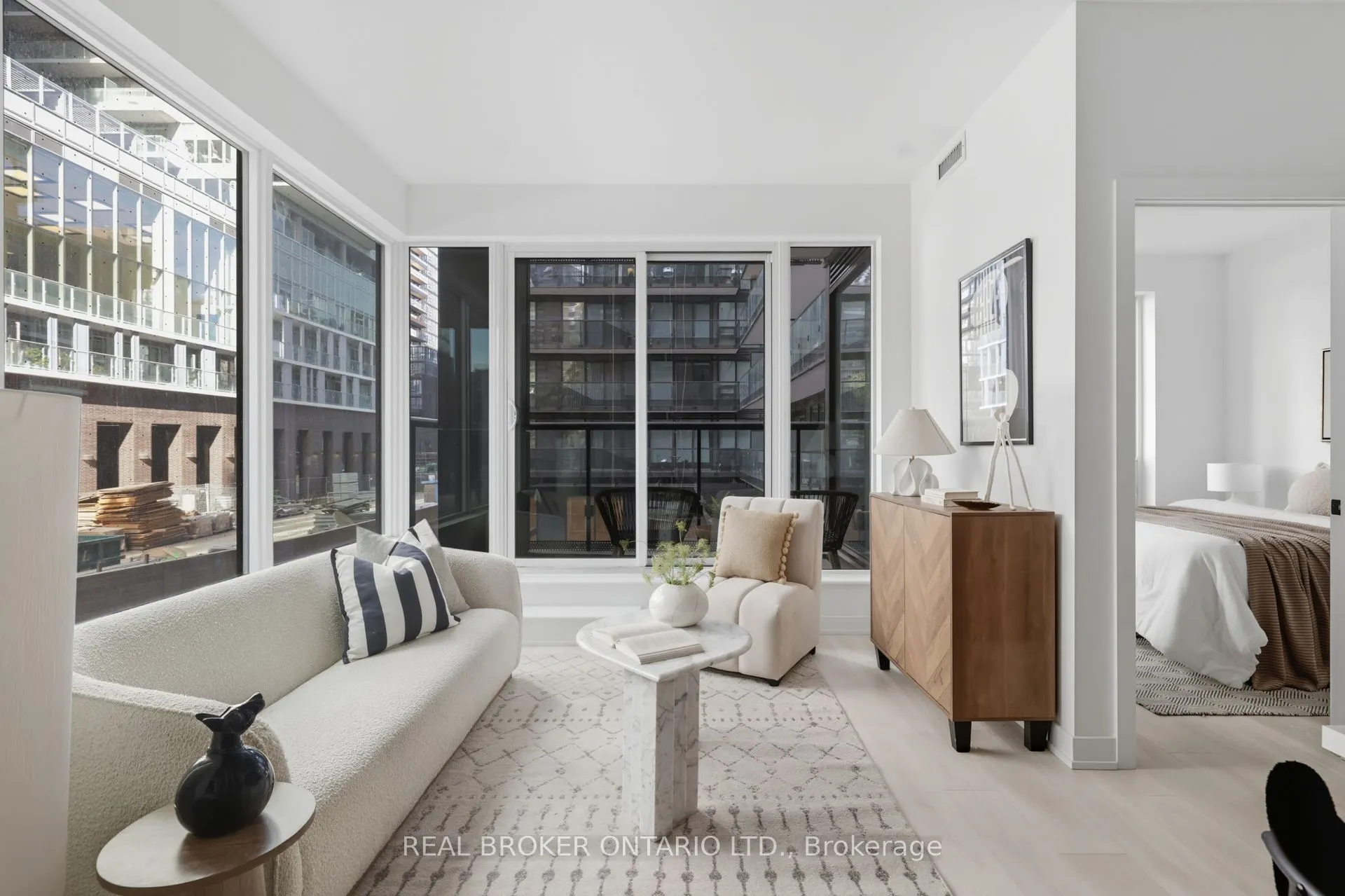 127 Broadway Avenue, #207