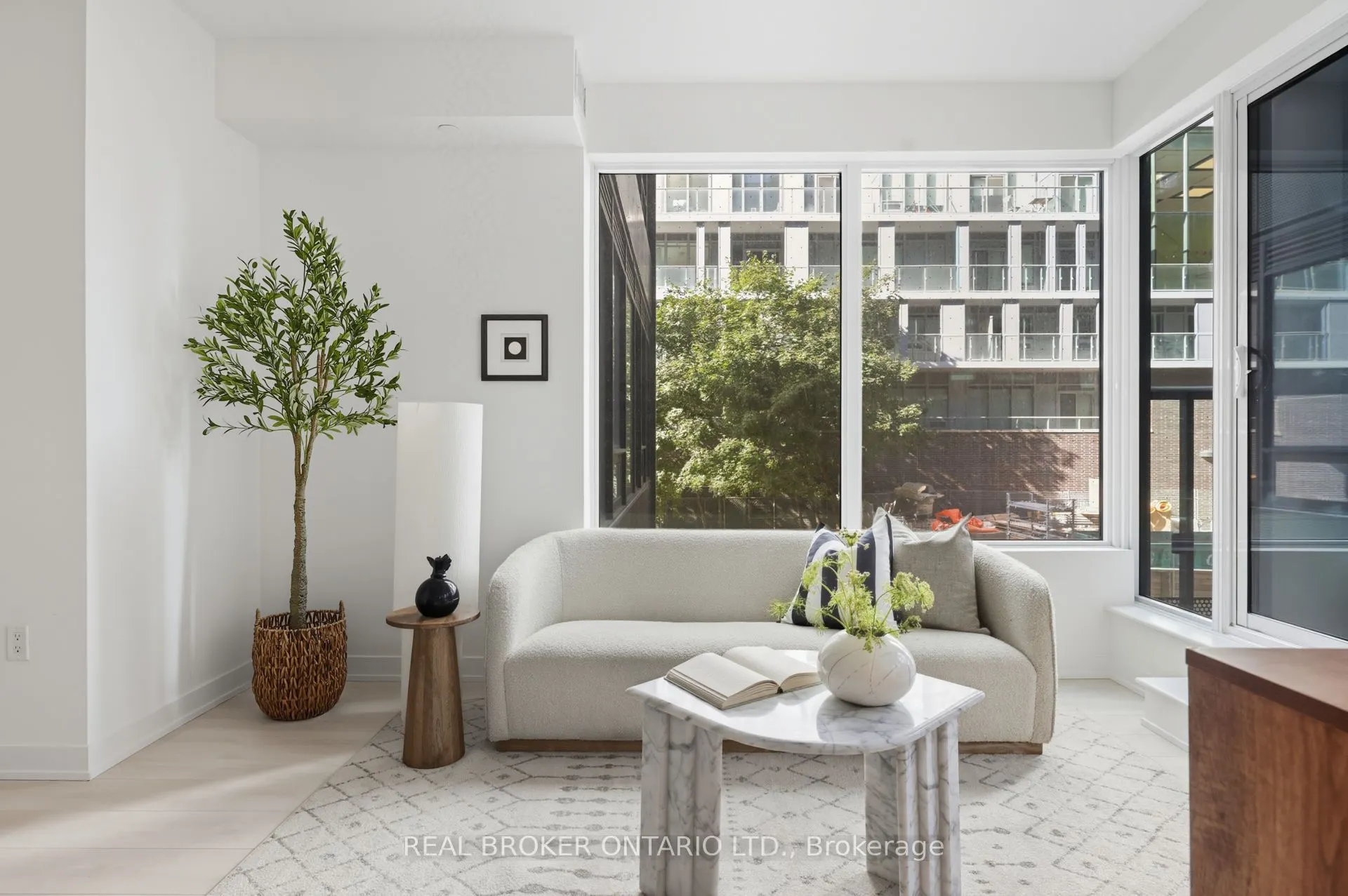 127 Broadway Avenue, #207